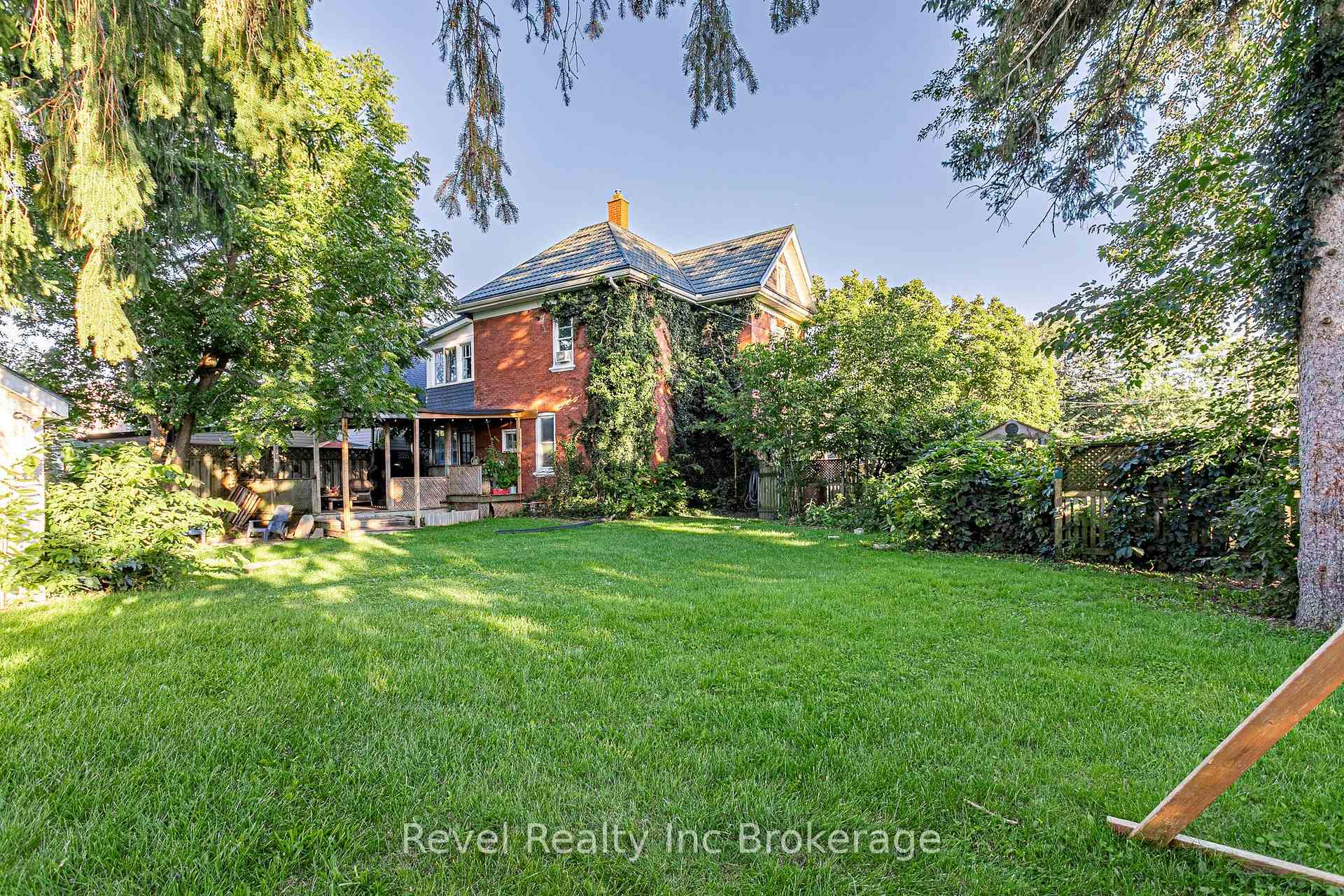Photo 38 of 131 King Street E, Ingersoll, Ingersoll - South — HOMEH