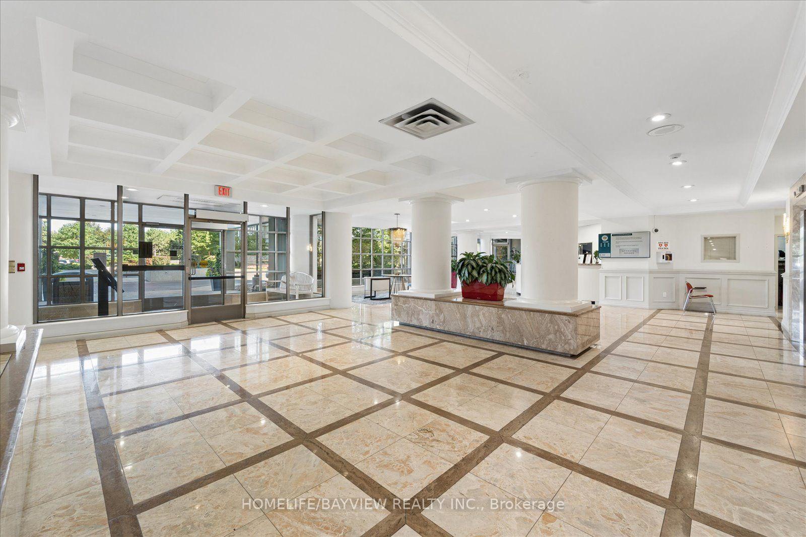 Photo 4 of Unit 515, 7 Townsgate Drive, Vaughan, Crestwood-Springfarm-Yorkhill — HOMEH