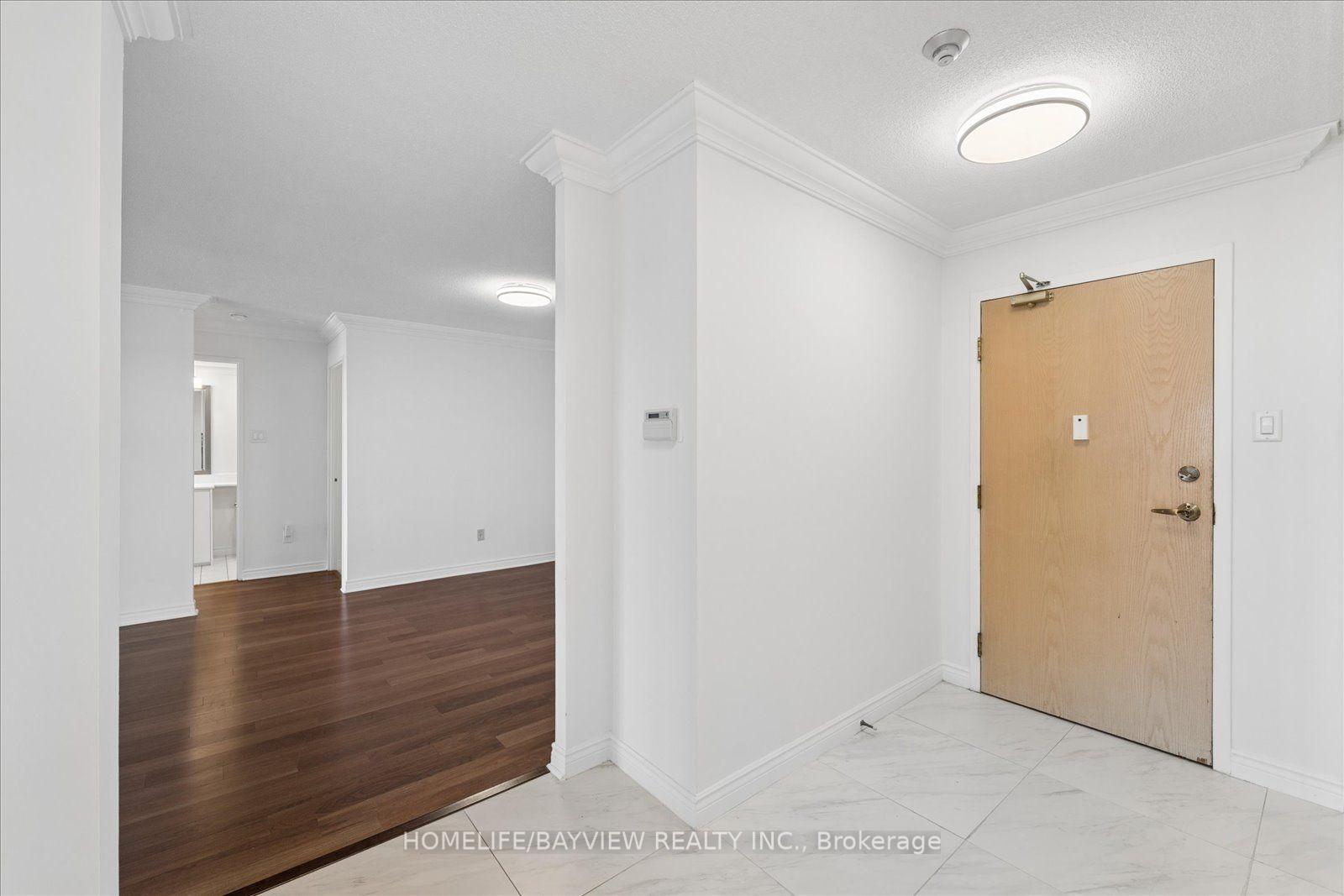 Photo 6 of Unit 515, 7 Townsgate Drive, Vaughan, Crestwood-Springfarm-Yorkhill — HOMEH