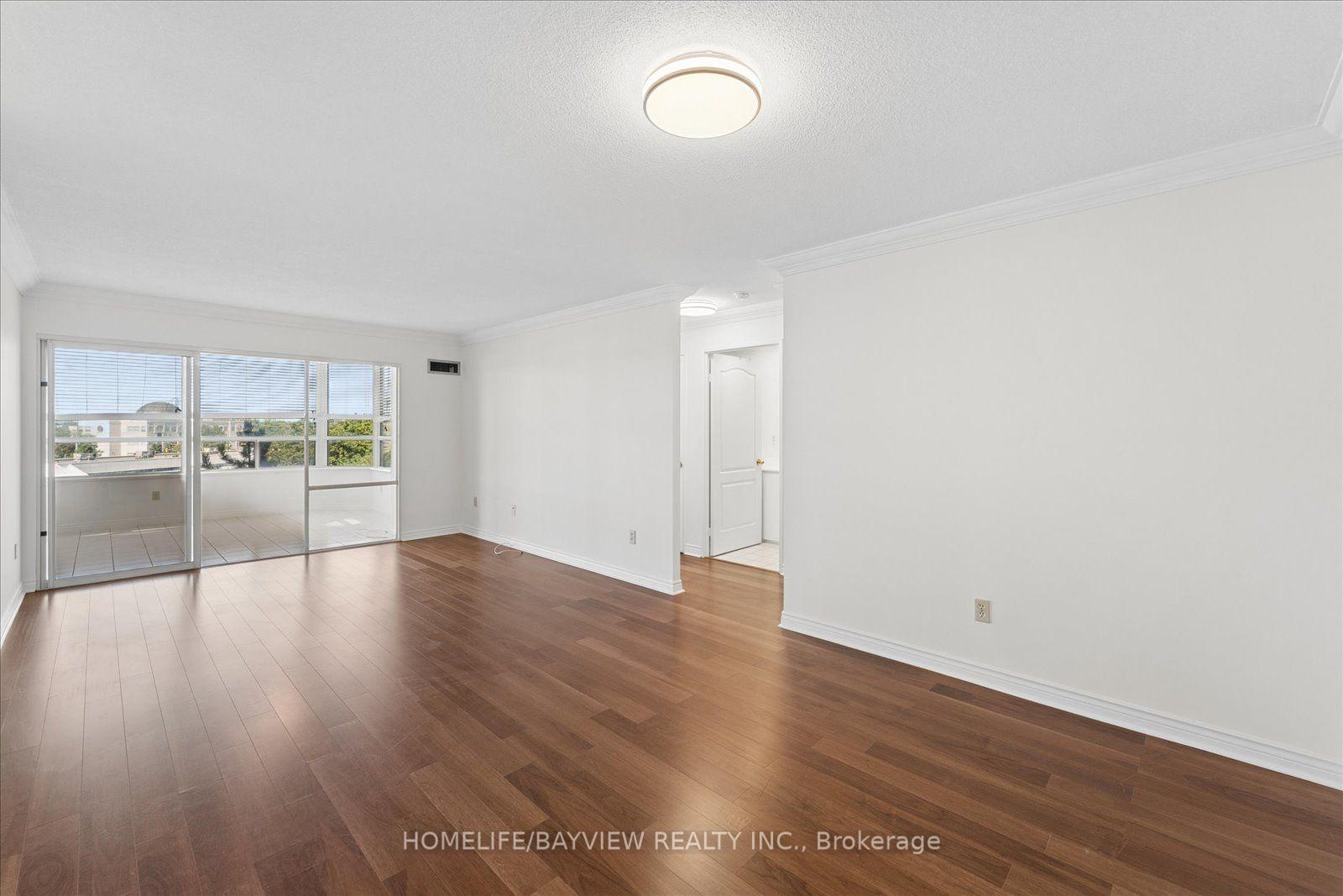 Photo 16 of Unit 515, 7 Townsgate Drive, Vaughan, Crestwood-Springfarm-Yorkhill — HOMEH