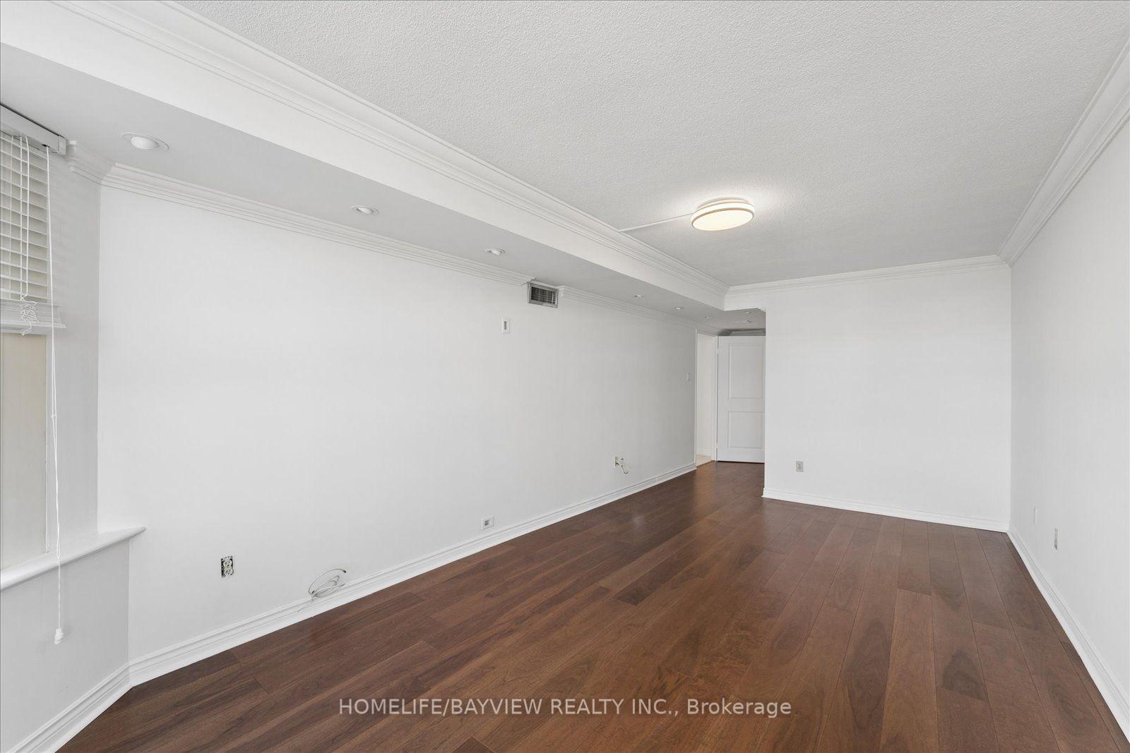 Photo 18 of Unit 515, 7 Townsgate Drive, Vaughan, Crestwood-Springfarm-Yorkhill — HOMEH