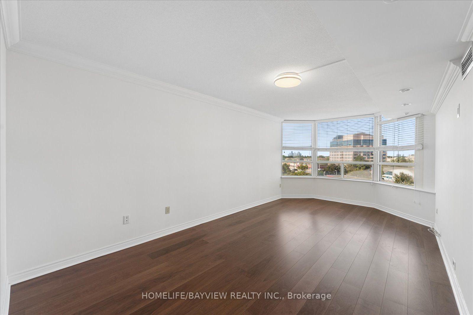 Photo 19 of Unit 515, 7 Townsgate Drive, Vaughan, Crestwood-Springfarm-Yorkhill — HOMEH
