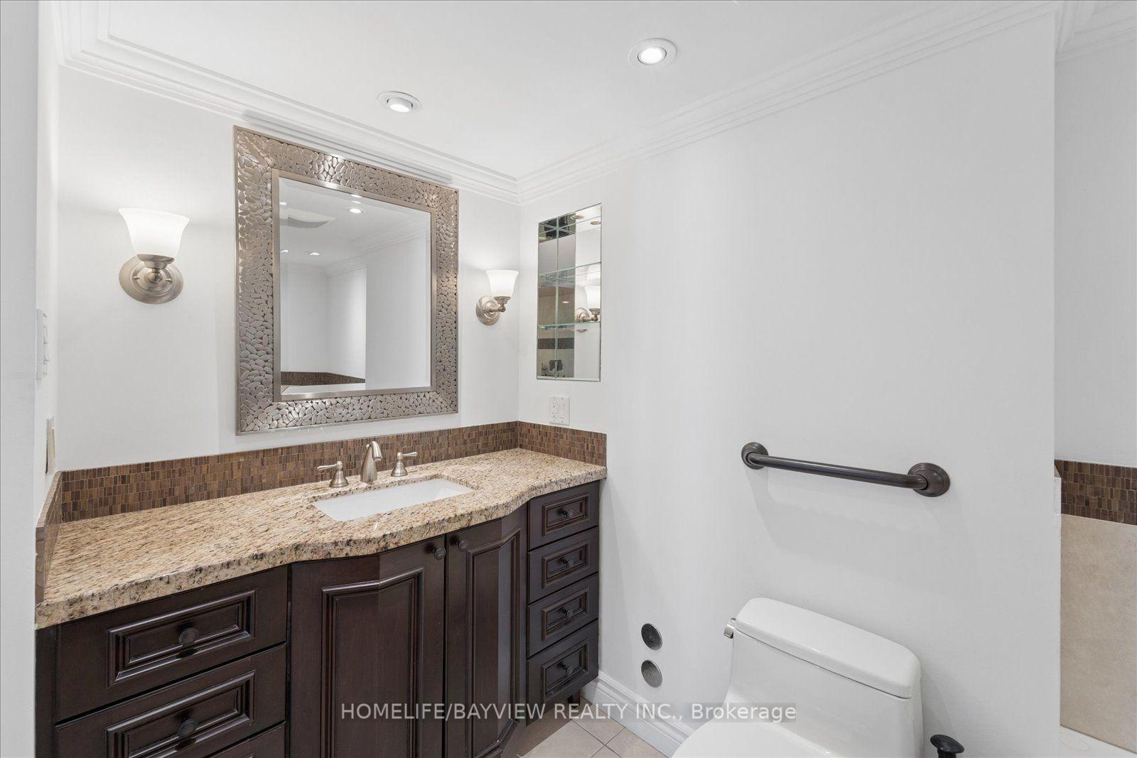 Photo 21 of Unit 515, 7 Townsgate Drive, Vaughan, Crestwood-Springfarm-Yorkhill — HOMEH