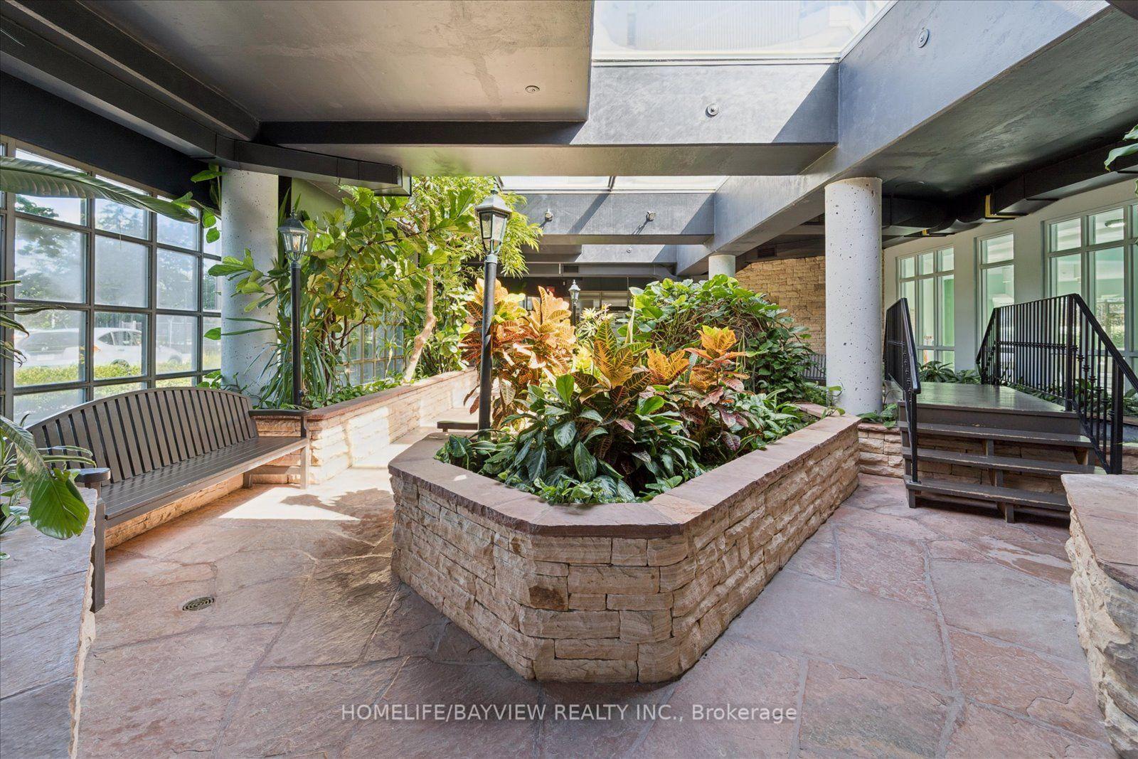 Photo 37 of Unit 515, 7 Townsgate Drive, Vaughan, Crestwood-Springfarm-Yorkhill — HOMEH