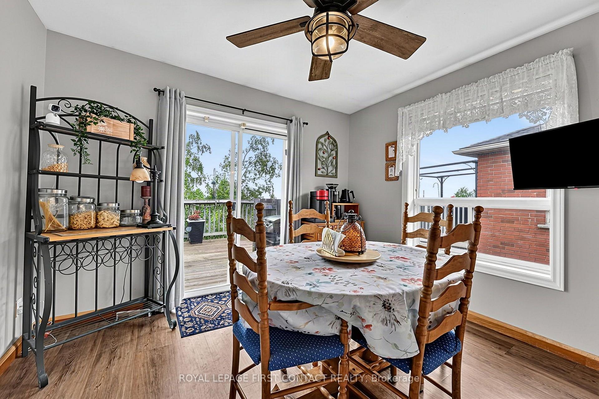 Photo 13 of 22 Logan Court, Barrie, Holly — HOMEH