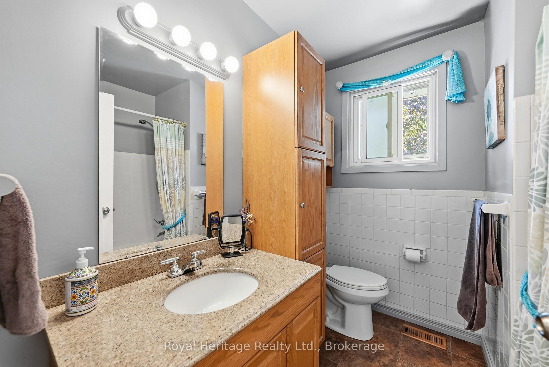 Photo 23 of 479 Sunset Boulevard, Clarington, Newcastle — HOMEH