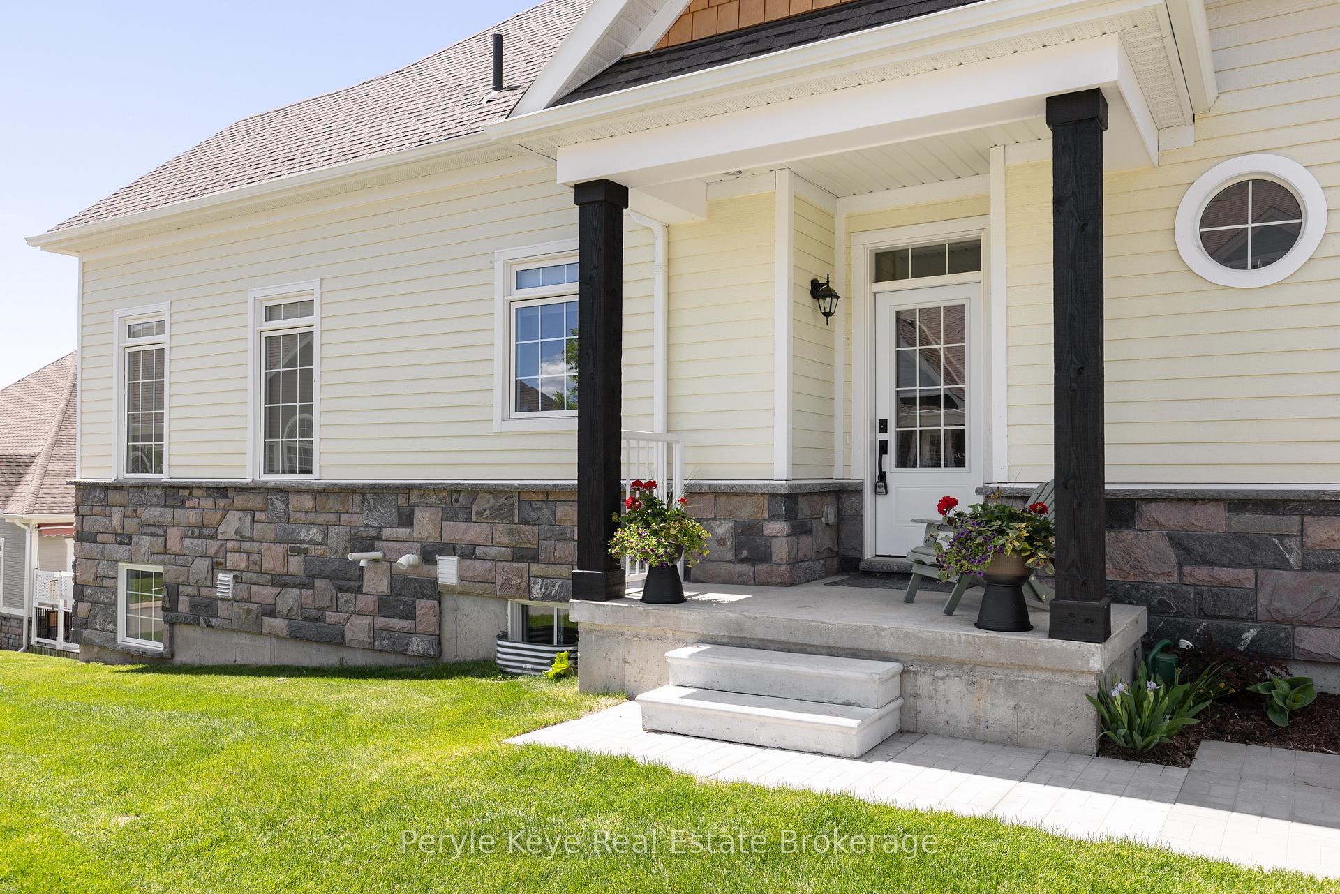 Photo 9 of 2 Leeds Court, Bracebridge, Monck (Bracebridge) — HOMEH
