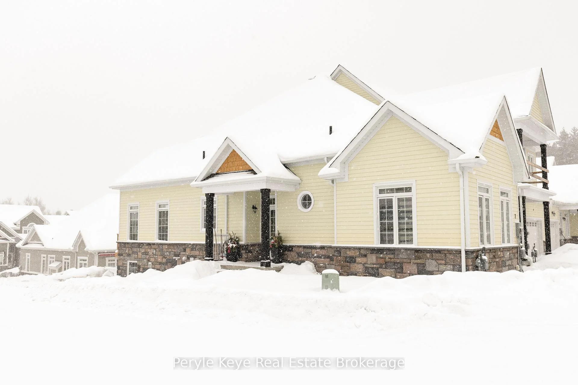 Photo 6 of 2 Leeds Court, Bracebridge, Monck (Bracebridge) — HOMEH