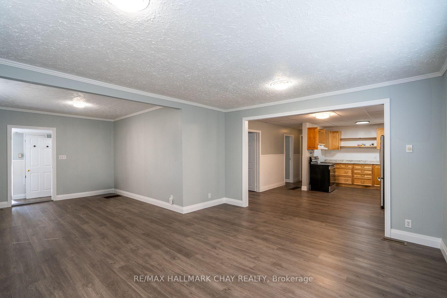 Photo 8 of 6134 County Rd 13 W, Adjala-Tosorontio, Everett — HOMEH