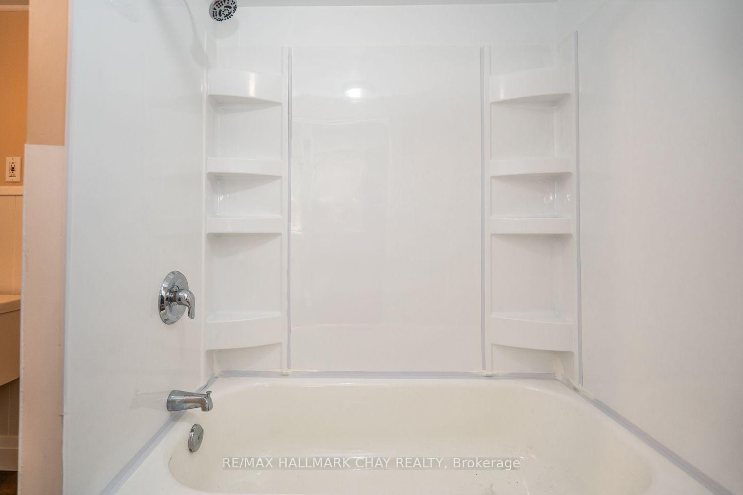 Photo 15 of 6134 County Rd 13 W, Adjala-Tosorontio, Everett — HOMEH