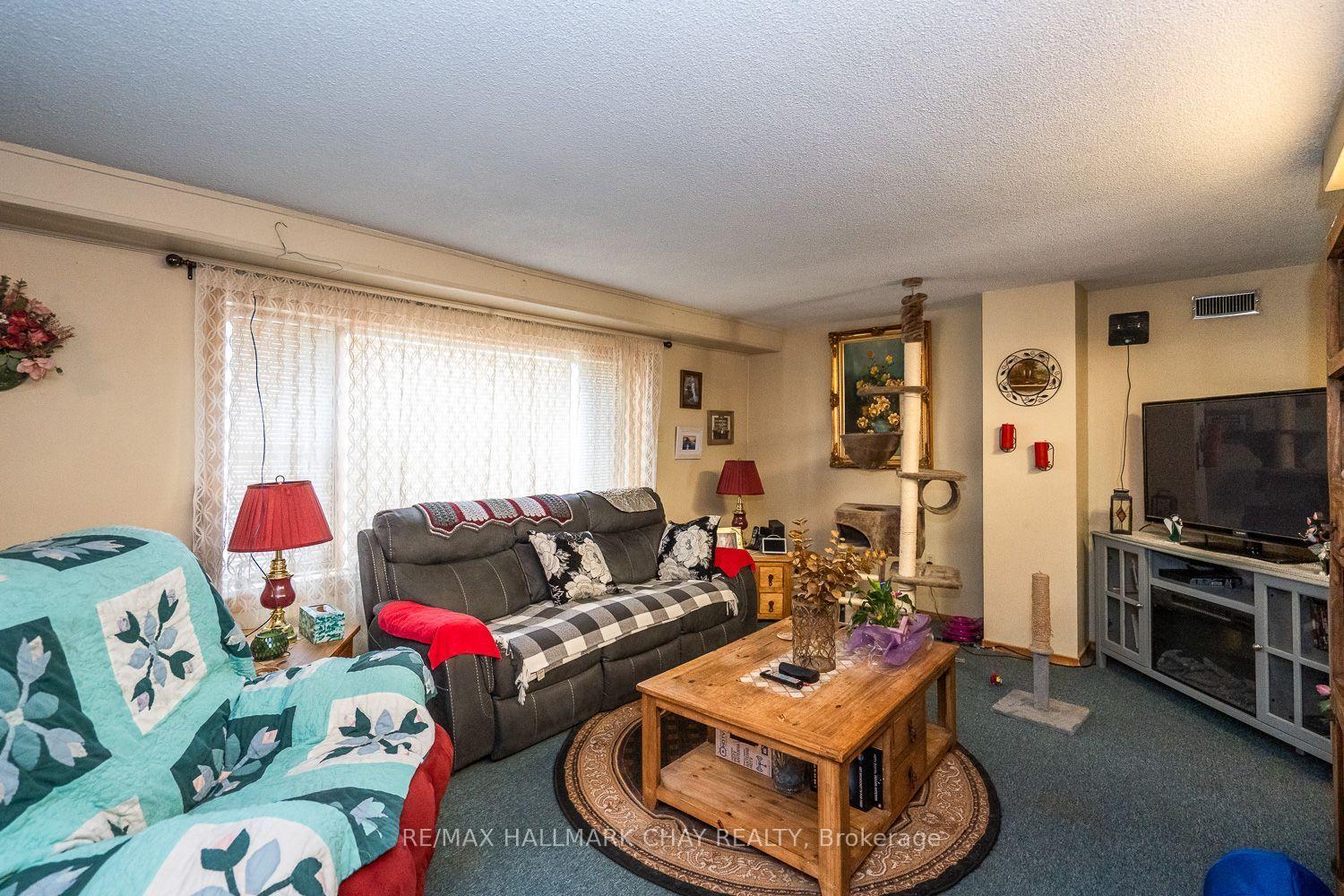 Photo 18 of 6134 County Rd 13 W, Adjala-Tosorontio, Everett — HOMEH
