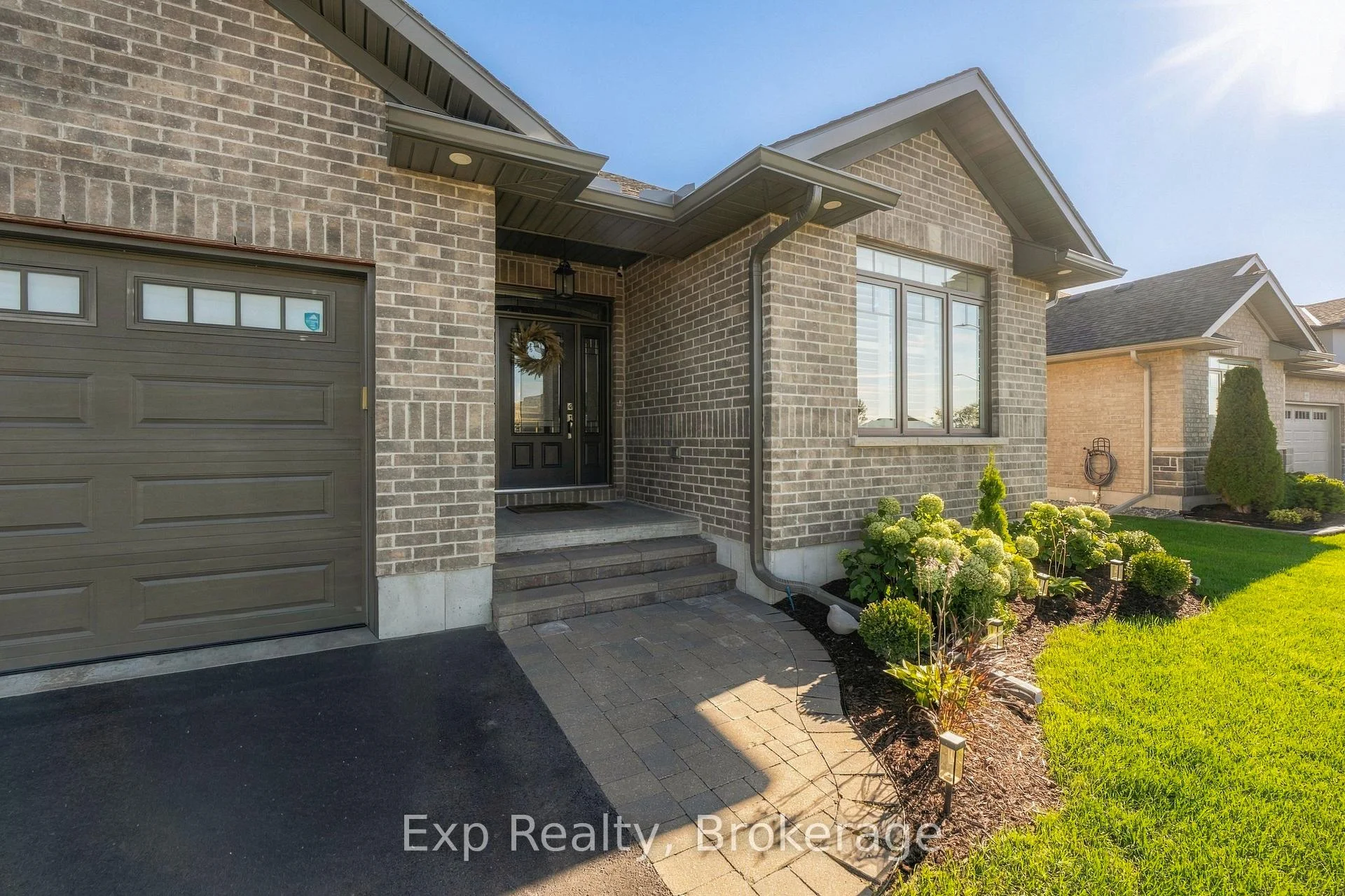 Photo 3 of 91 Covington Crescent, Belleville, Thurlow Ward — HOMEH
