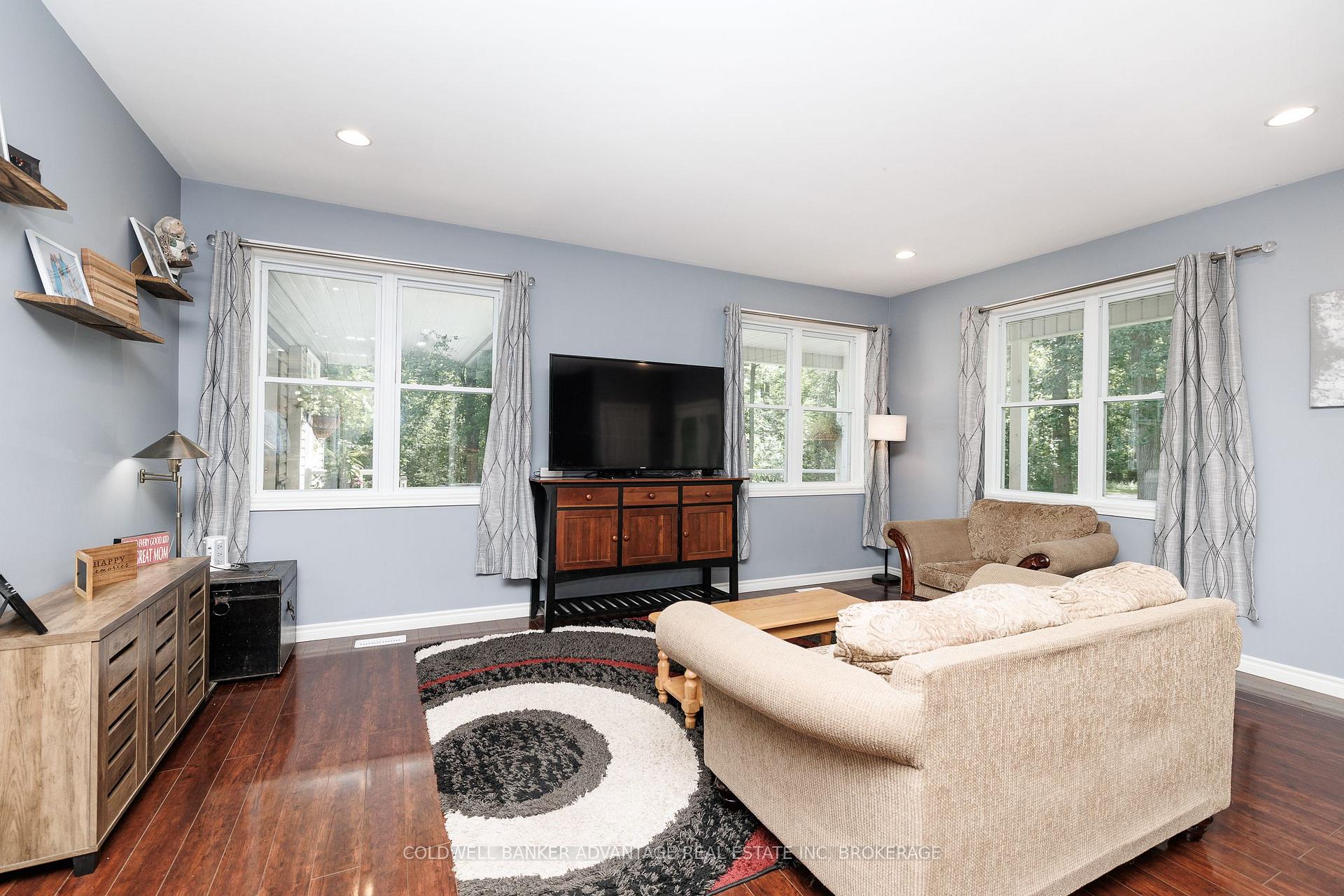 Photo 19 of 874 2 Concession, Port Colborne, Bethel — HOMEH