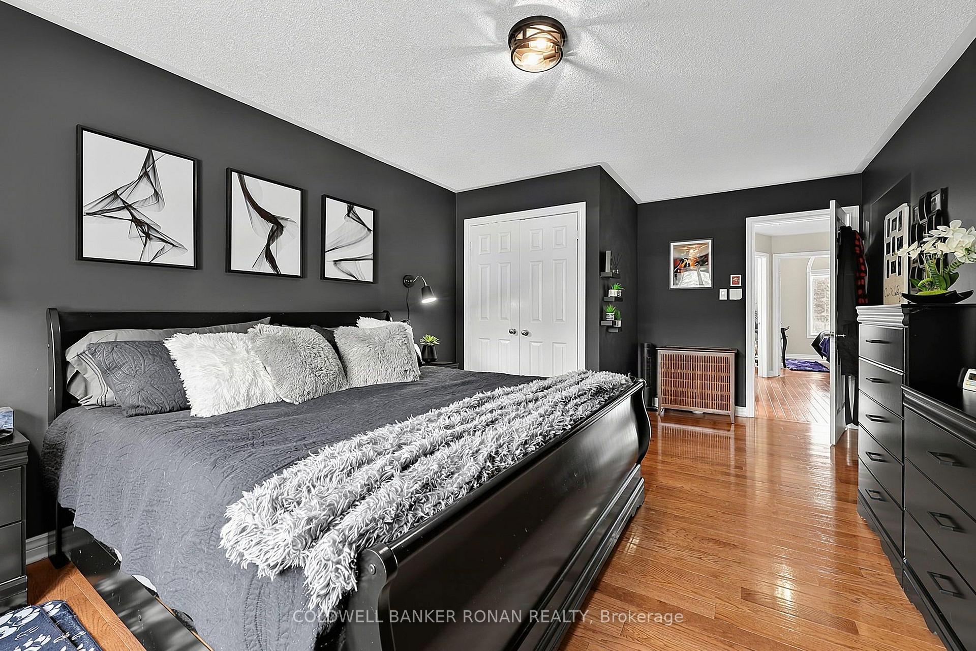 Photo 14 of 65 Burbank Circle, Adjala-Tosorontio, Everett — HOMEH
