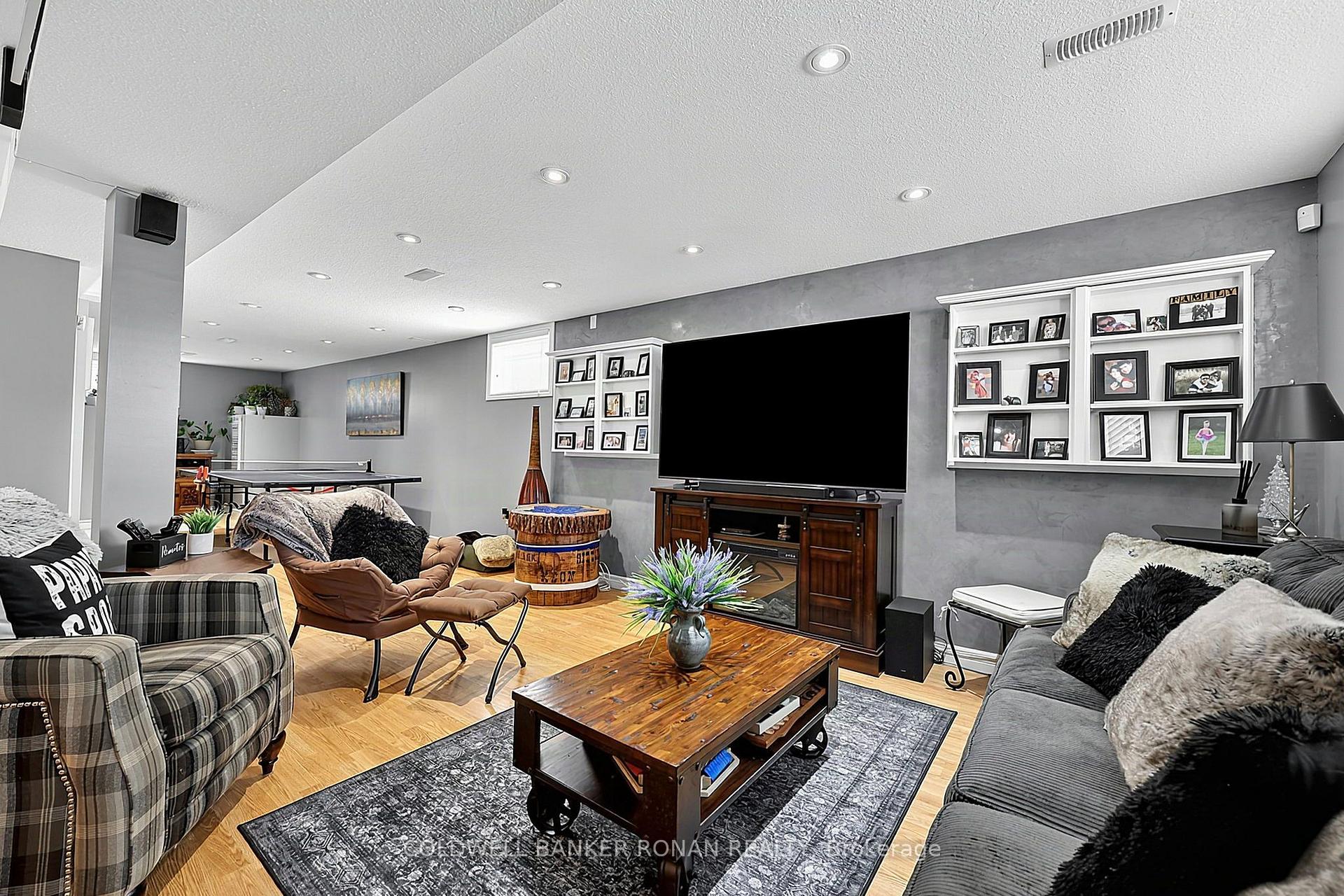 Photo 20 of 65 Burbank Circle, Adjala-Tosorontio, Everett — HOMEH