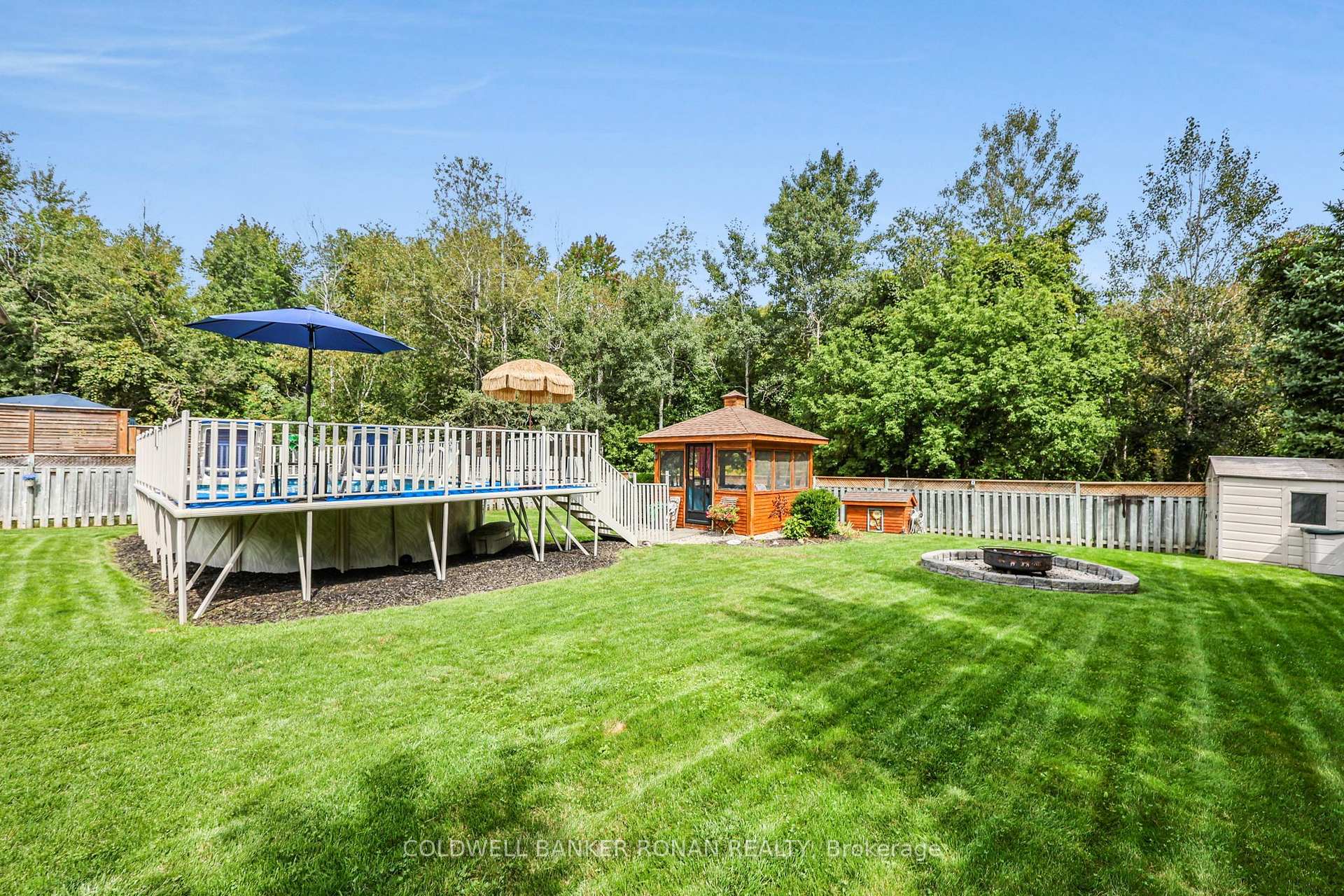 Photo 31 of 65 Burbank Circle, Adjala-Tosorontio, Everett — HOMEH