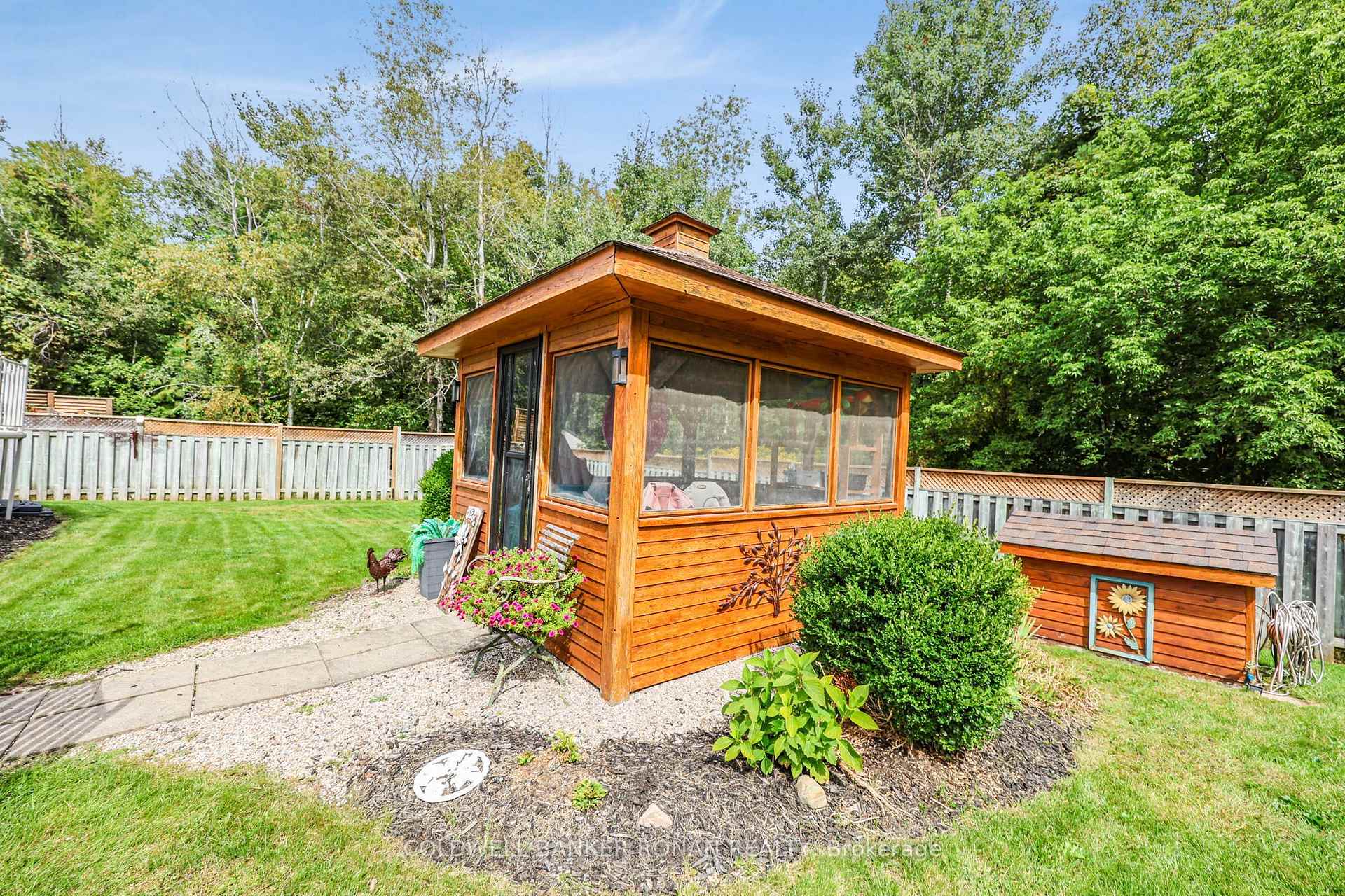 Photo 32 of 65 Burbank Circle, Adjala-Tosorontio, Everett — HOMEH