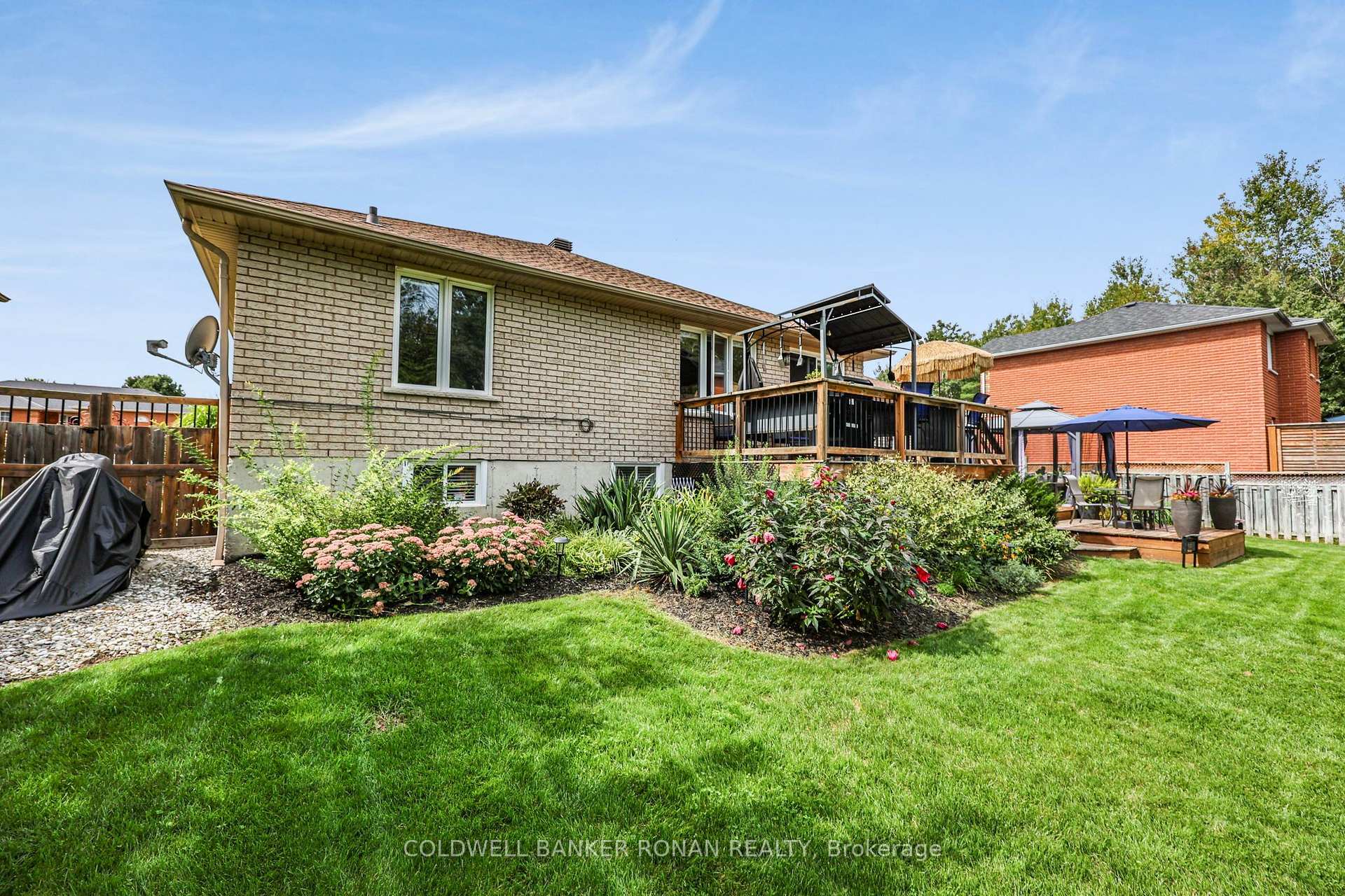 Photo 34 of 65 Burbank Circle, Adjala-Tosorontio, Everett — HOMEH