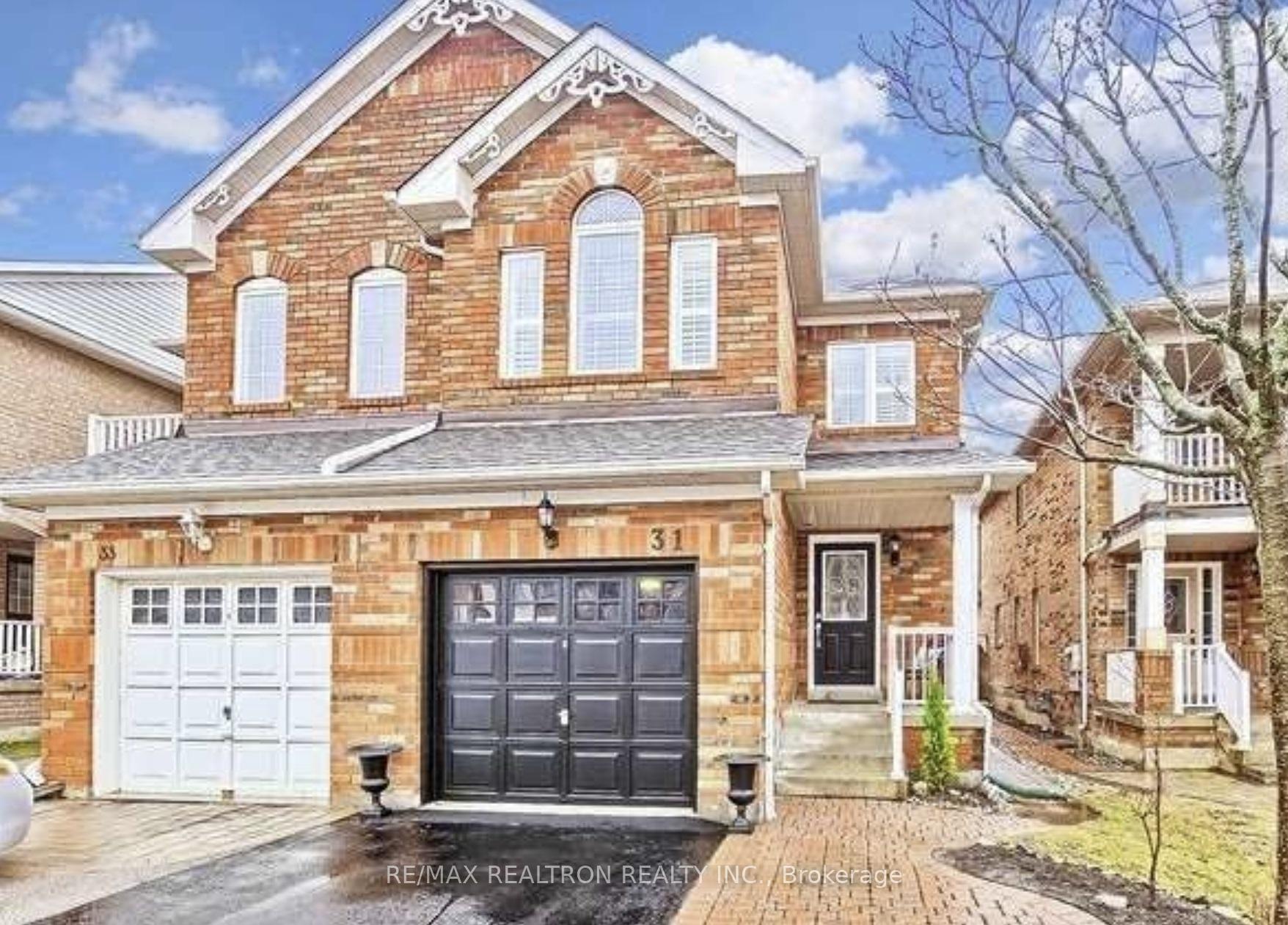Photo 1 of 31 Baywell Crescent, Aurora, Bayview Wellington — HOMEH