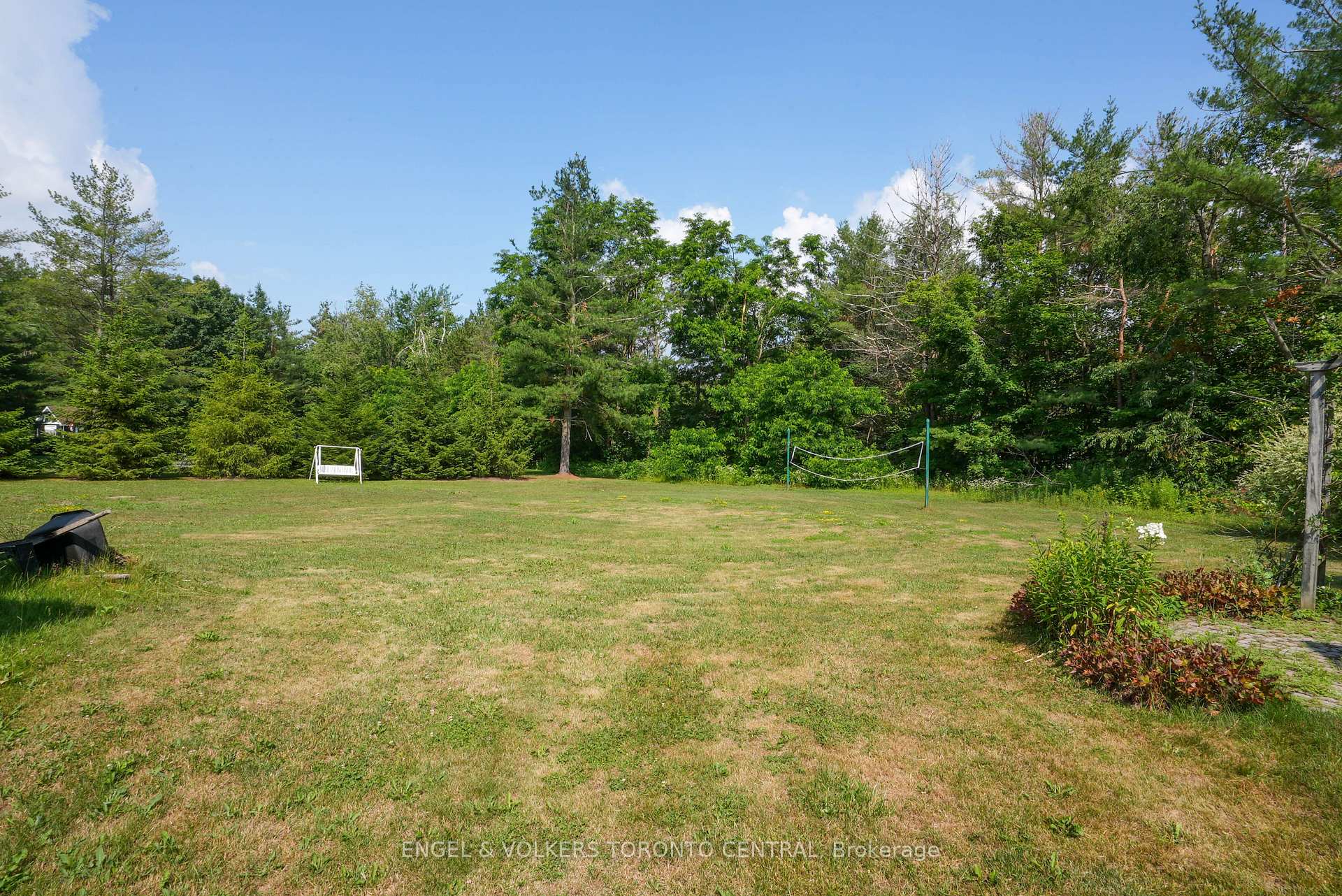 Photo 42 of 1946 Wilkinson Street, Innisfil, Rural Innisfil — HOMEH