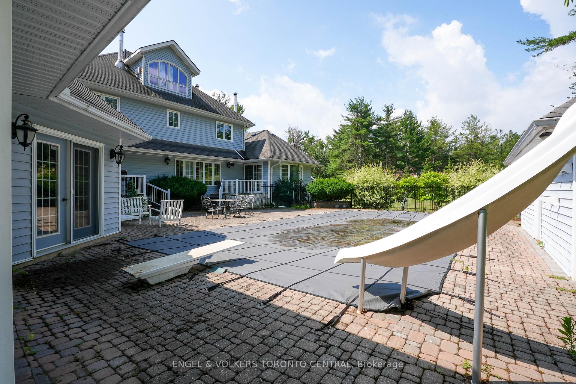 Photo 45 of 1946 Wilkinson Street, Innisfil, Rural Innisfil — HOMEH