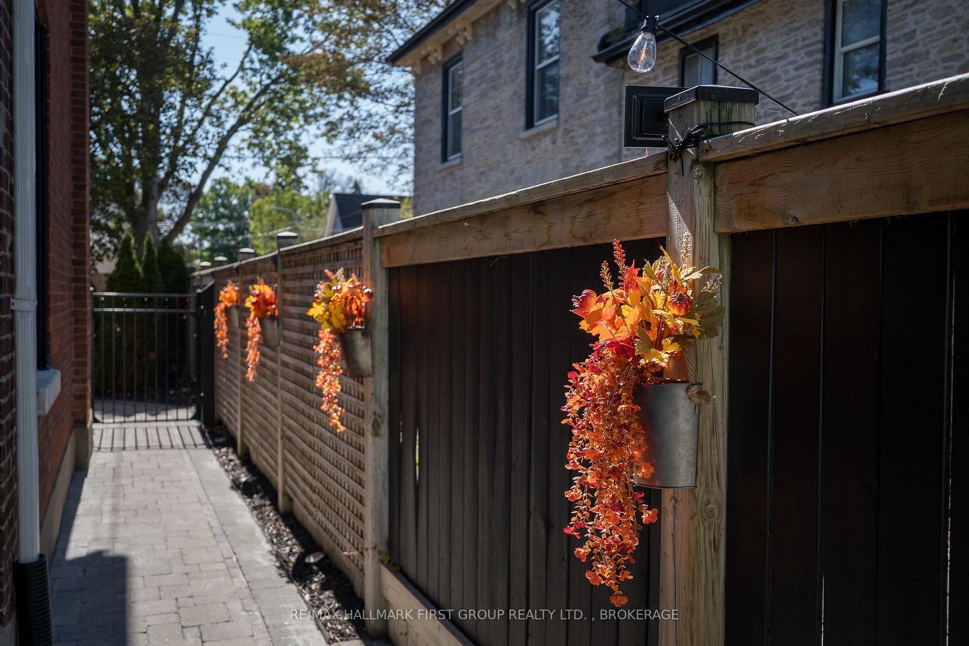 Photo 38 of 62 Alexander Street, Belleville, Belleville Ward — HOMEH