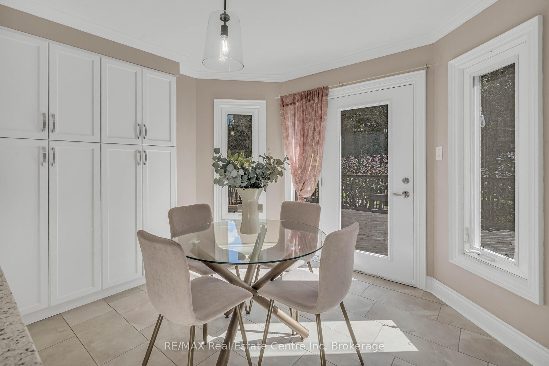 Photo 8 of 53 Meekings Drive, Ajax, Central West — HOMEH