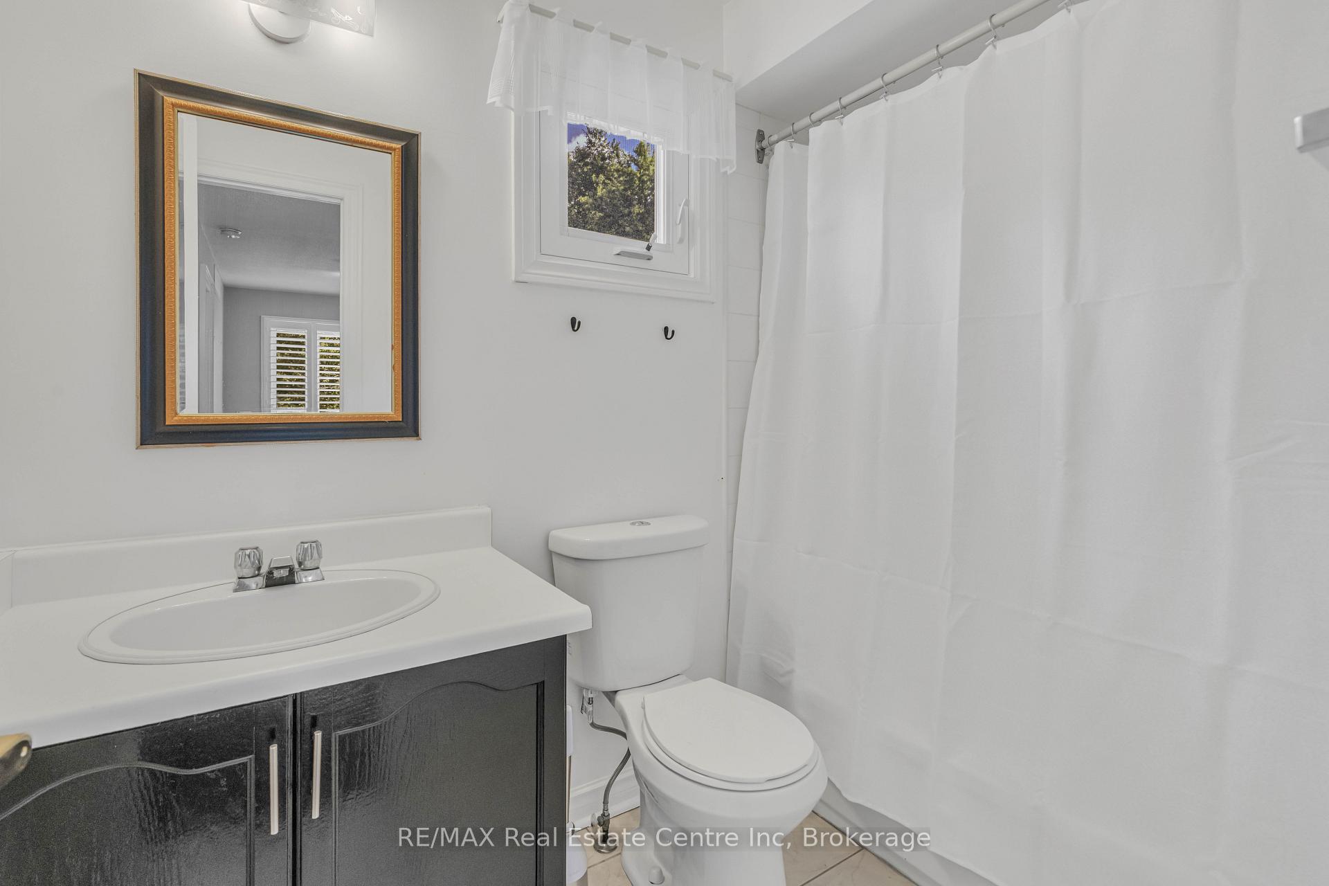 Photo 24 of 53 Meekings Drive, Ajax, Central West — HOMEH