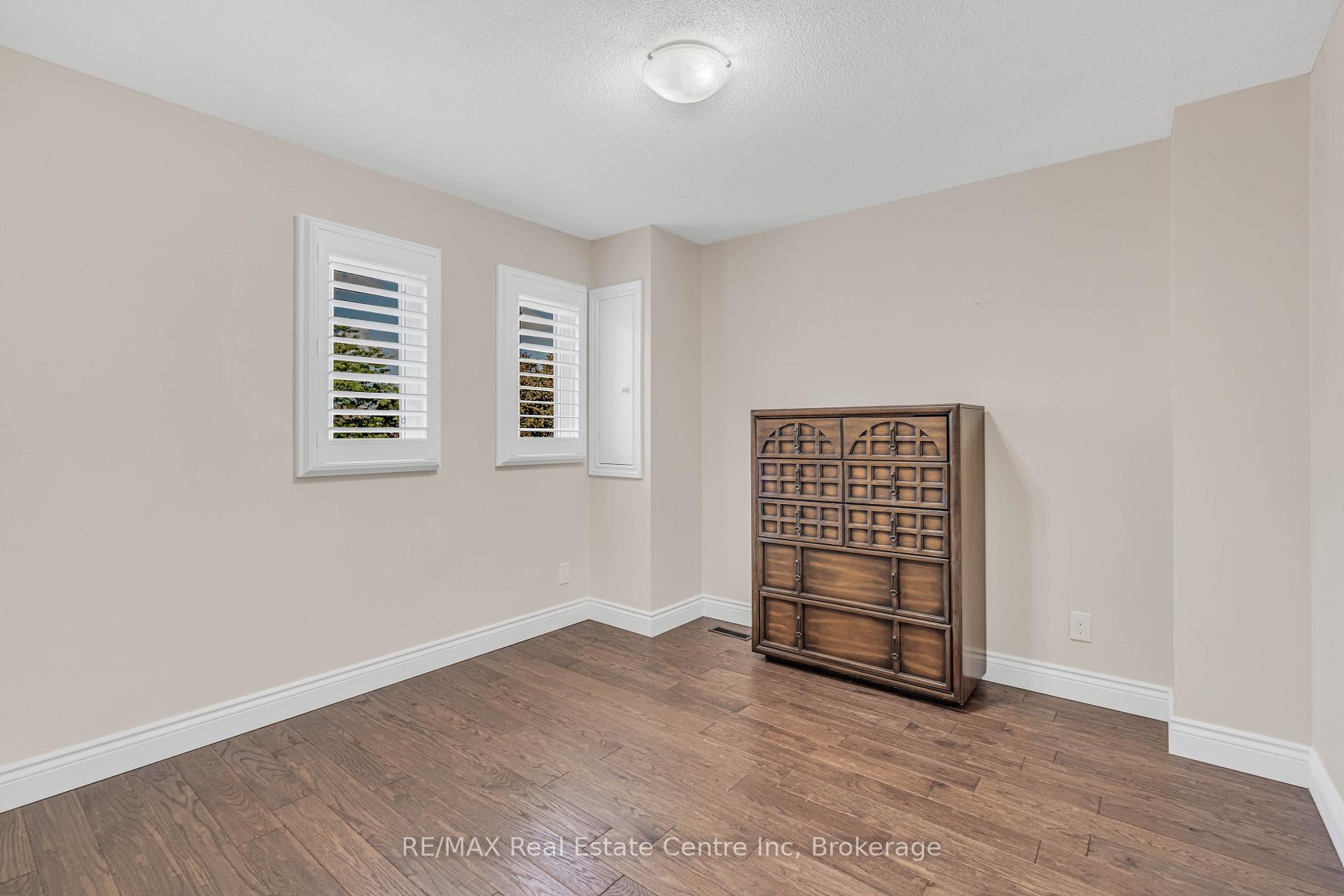 Photo 25 of 53 Meekings Drive, Ajax, Central West — HOMEH
