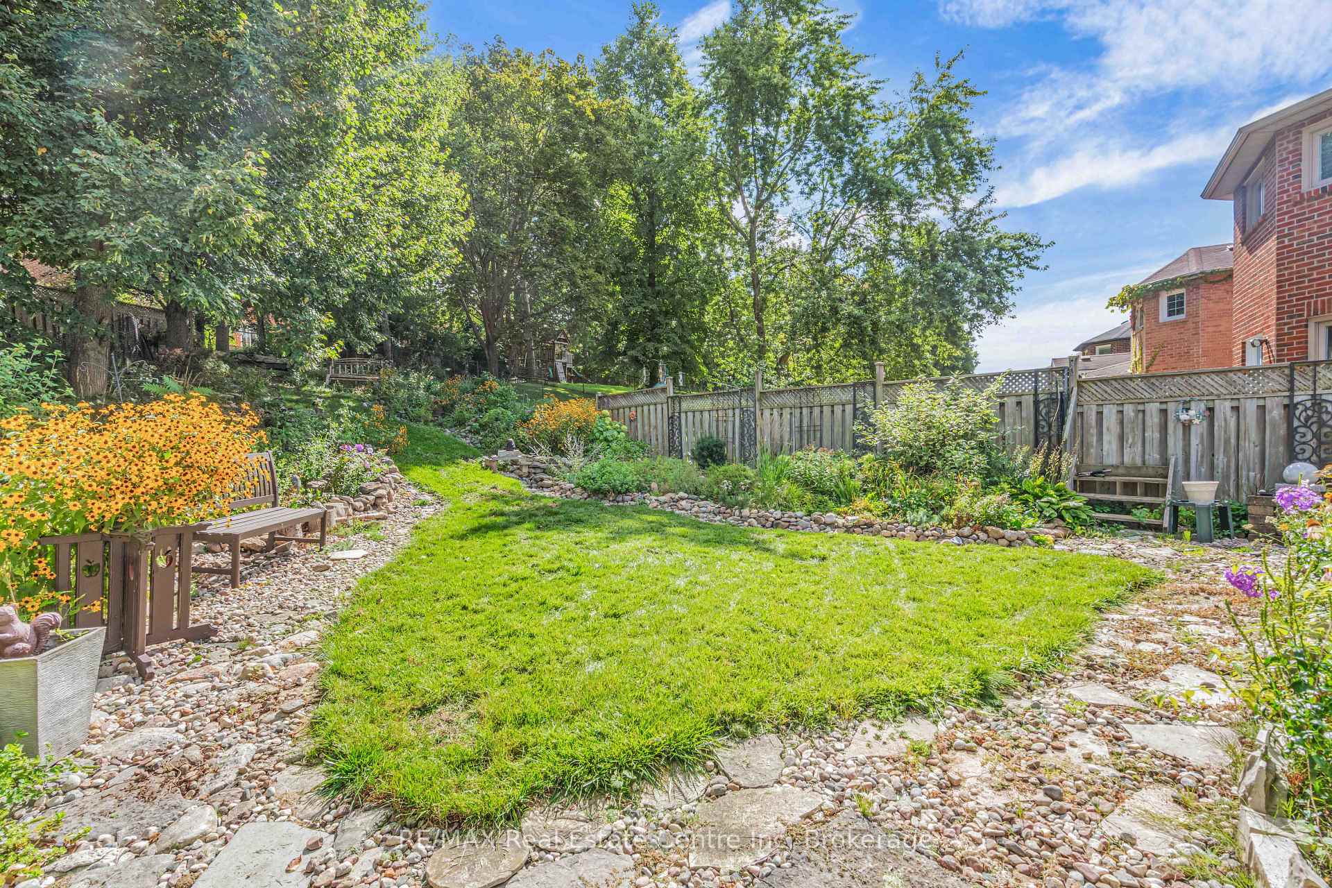 Photo 30 of 53 Meekings Drive, Ajax, Central West — HOMEH