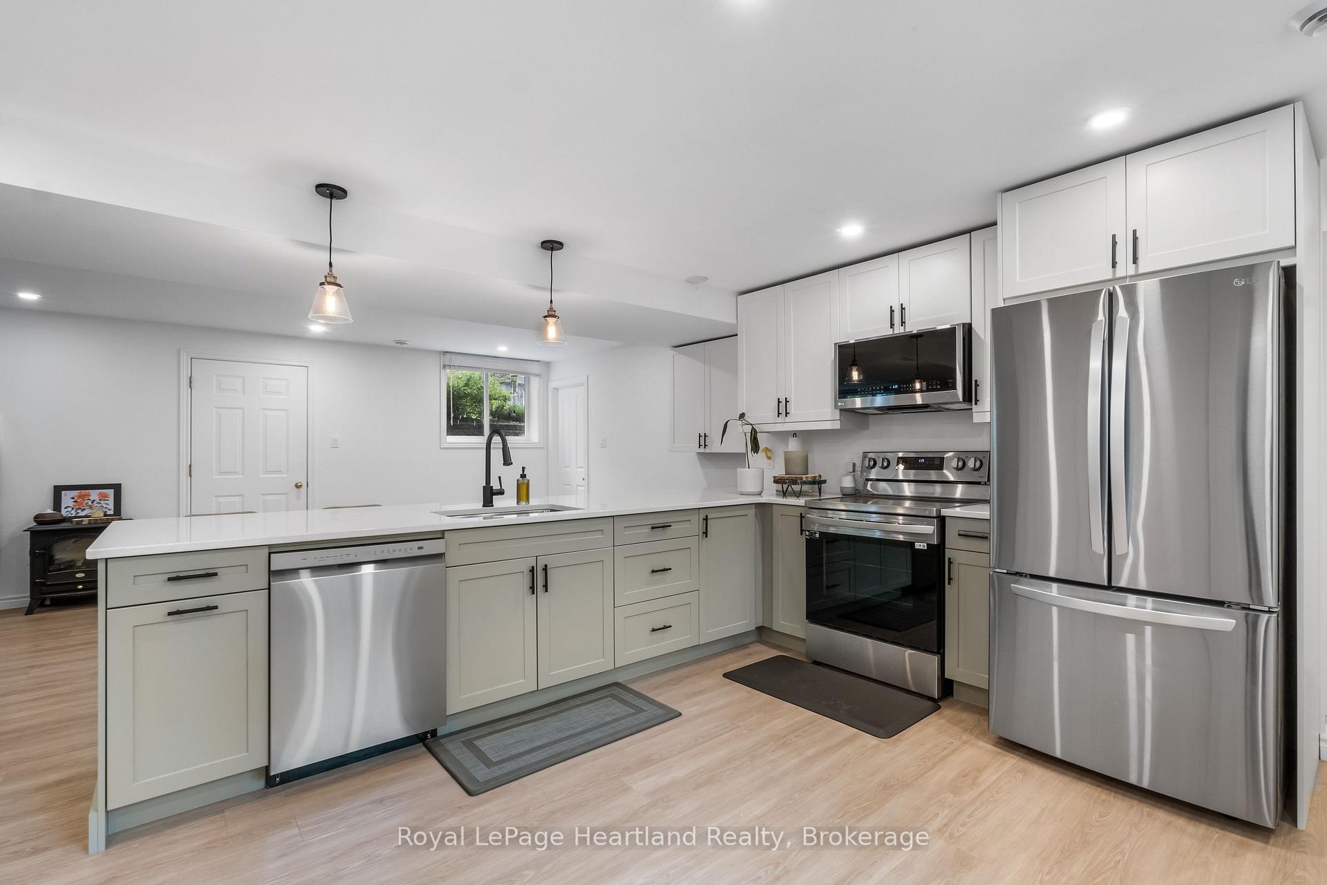 Photo 2 of Unit 2, 43 Raglan Street E, Goderich, Goderich (Town) — HOMEH