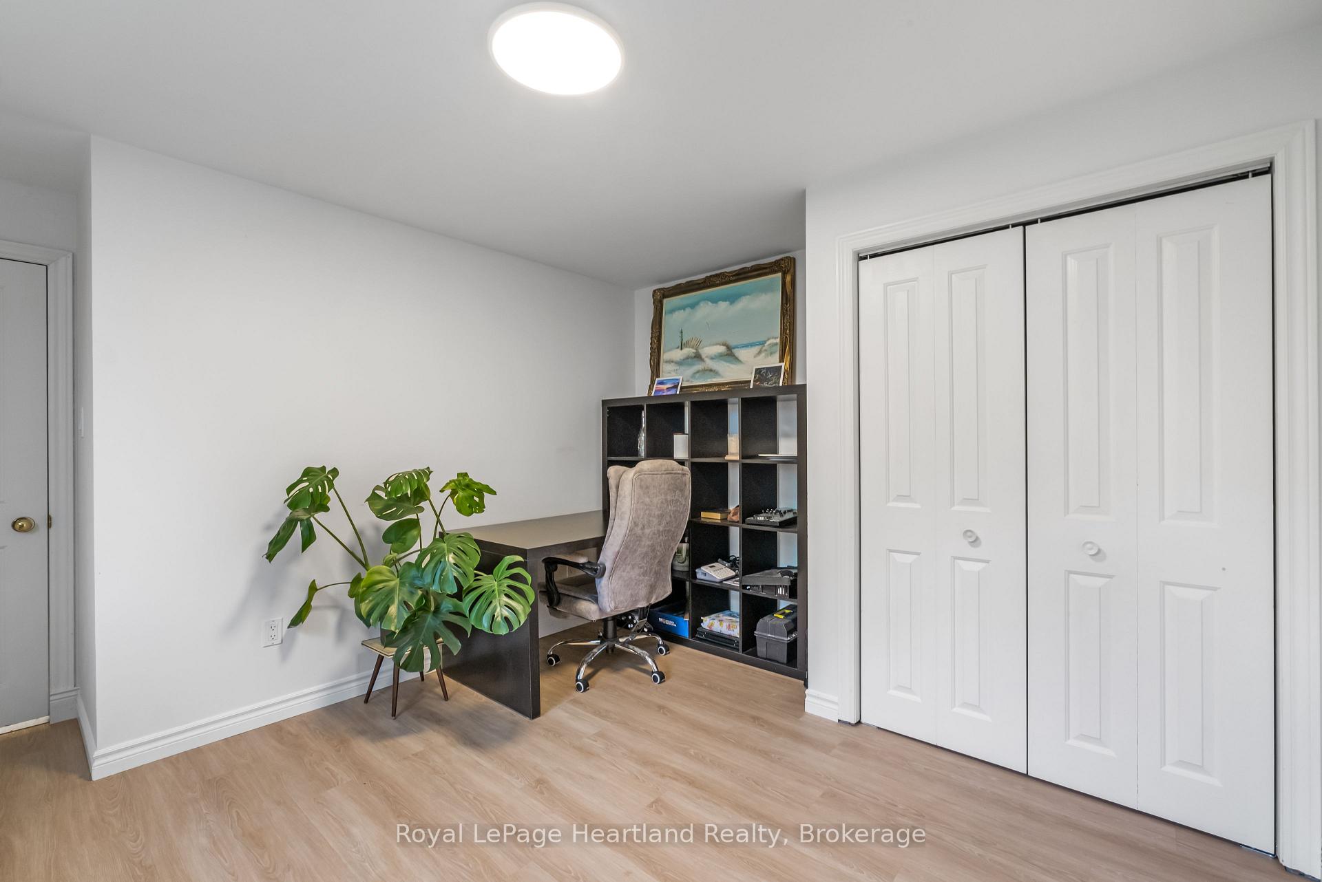 Photo 11 of Unit 2, 43 Raglan Street E, Goderich, Goderich (Town) — HOMEH