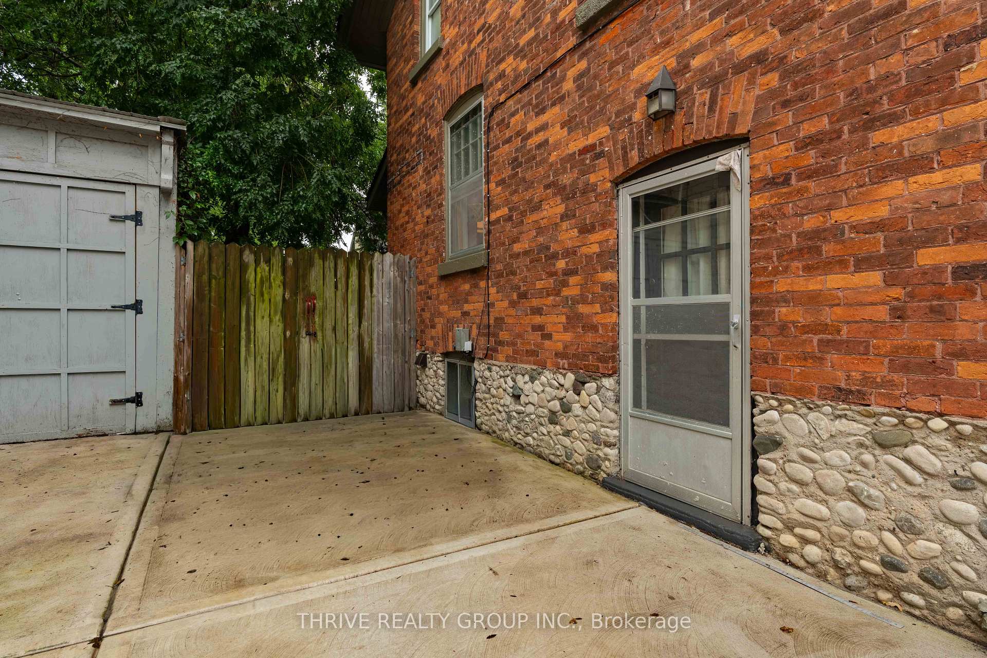Photo 3 of 26 Cynthia Street, London, South F — HOMEH