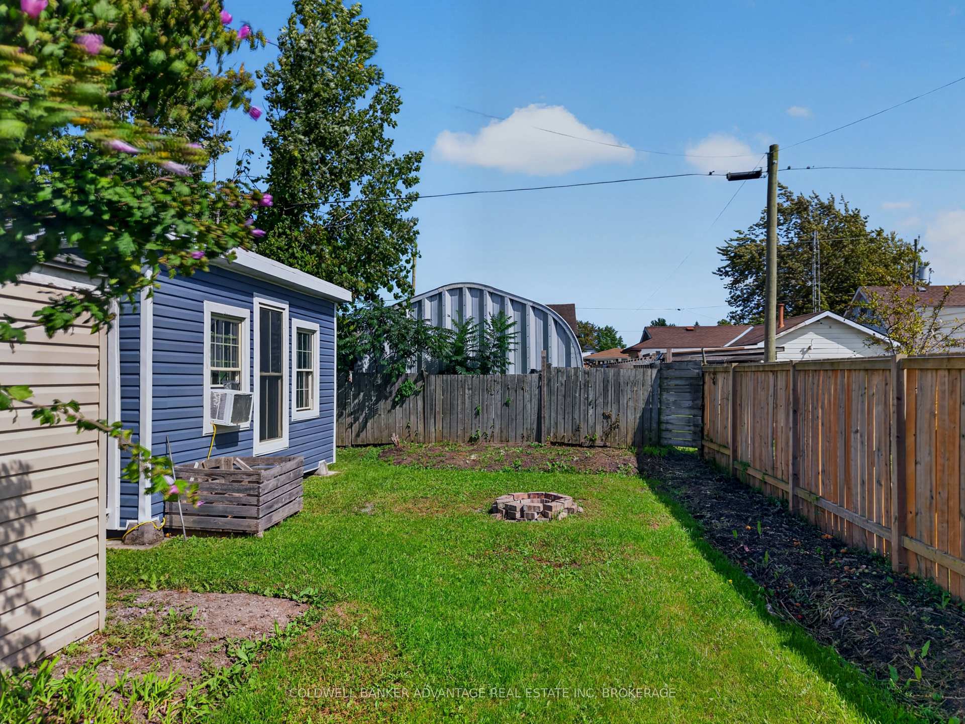 Photo 5 of 229 Dain Avenue, Welland, Lincoln/Crowland — HOMEH