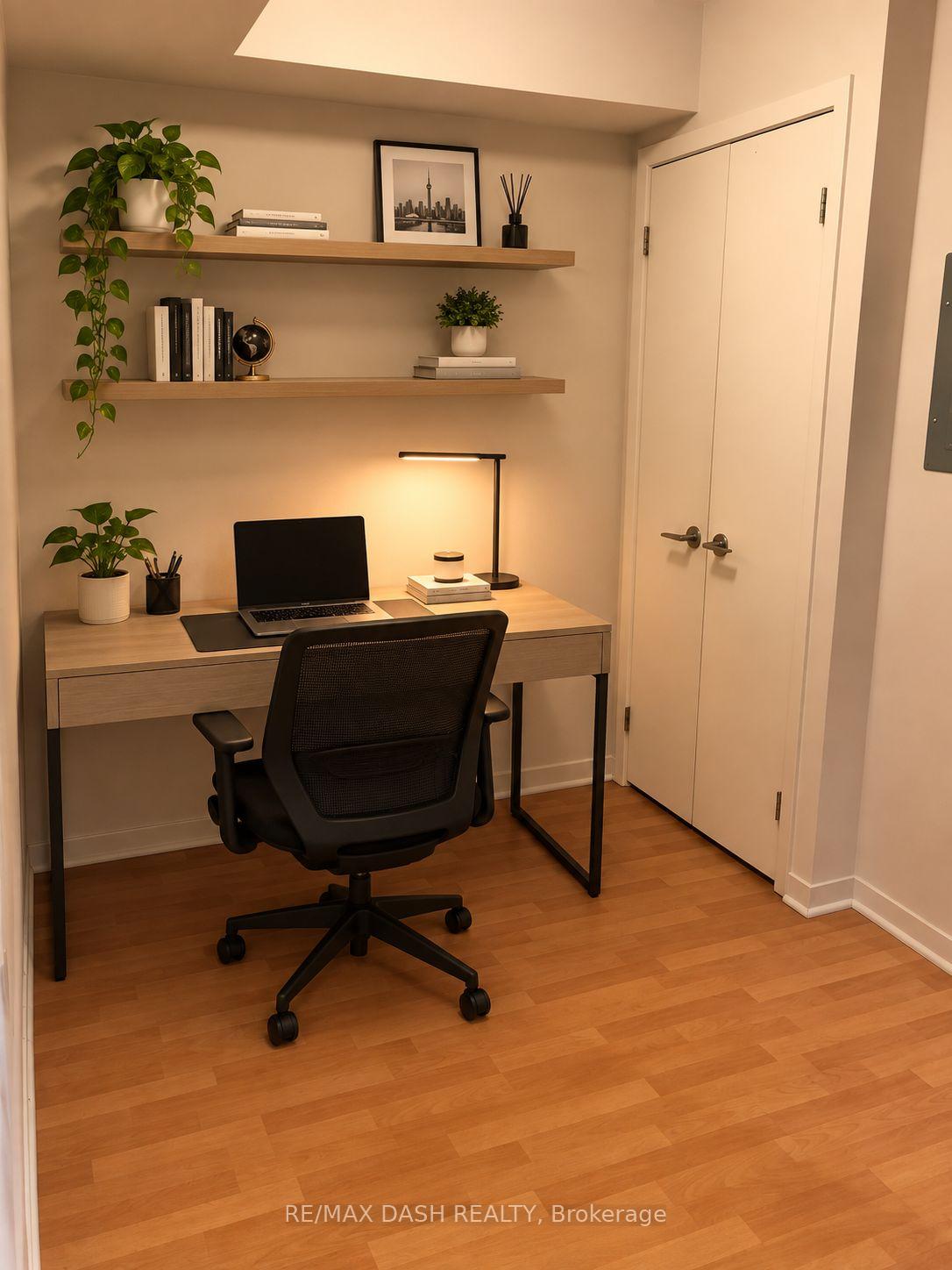 Photo 3 of Unit 1302, 76 Shuter Street, Toronto, Church-Yonge Corridor — HOMEH