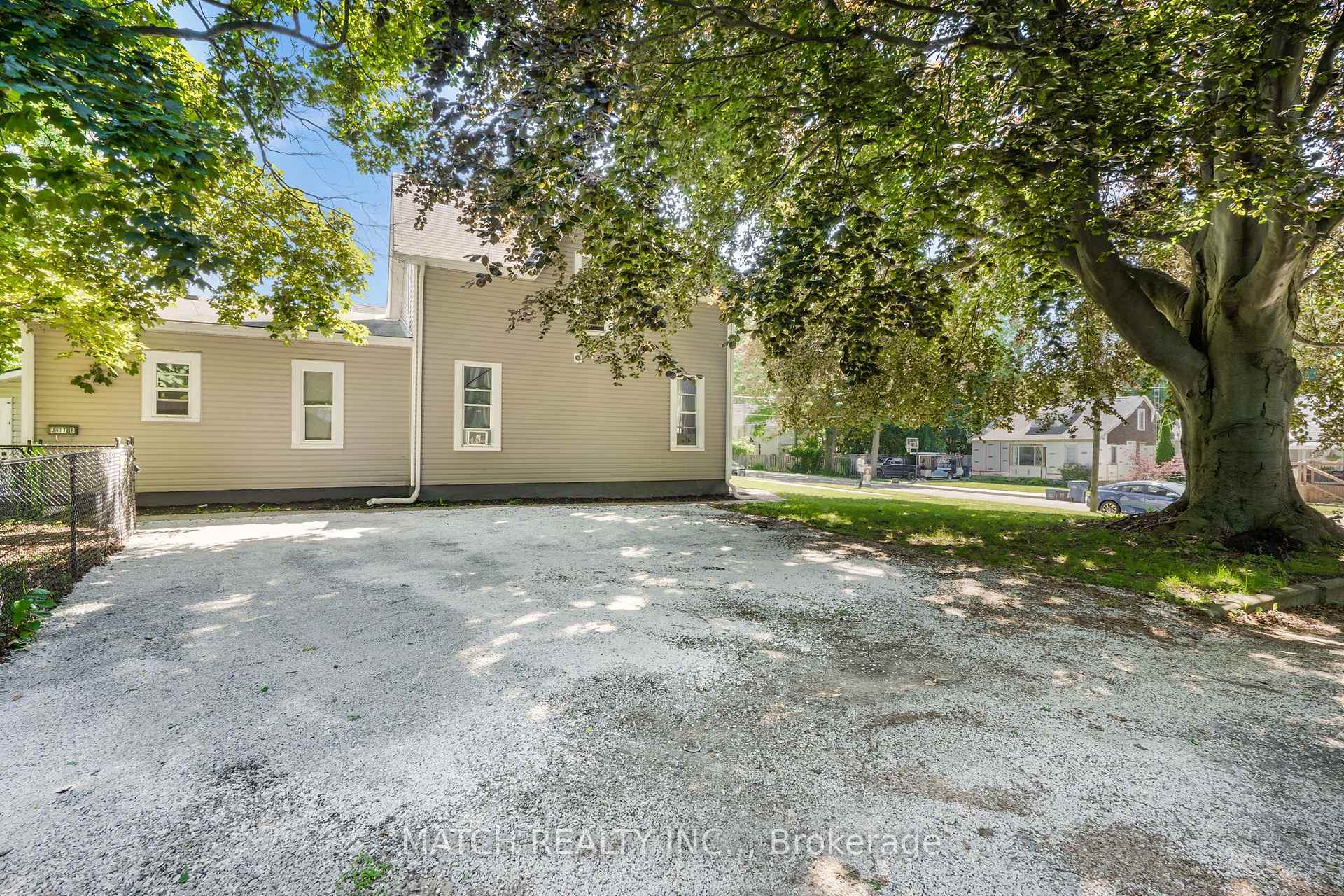Photo 5 of 5 Tiffany Street, Chatham-Kent — HOMEH