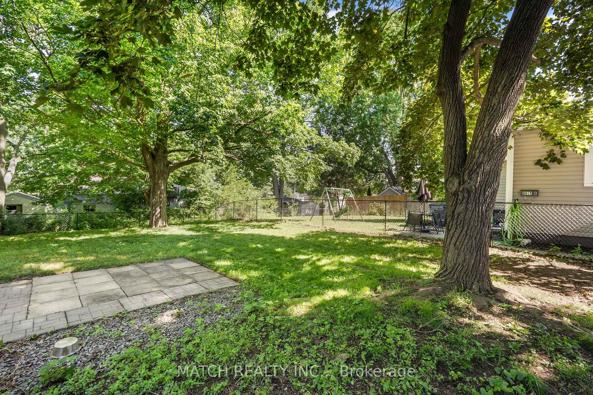 Photo 38 of 5 Tiffany Street, Chatham-Kent — HOMEH