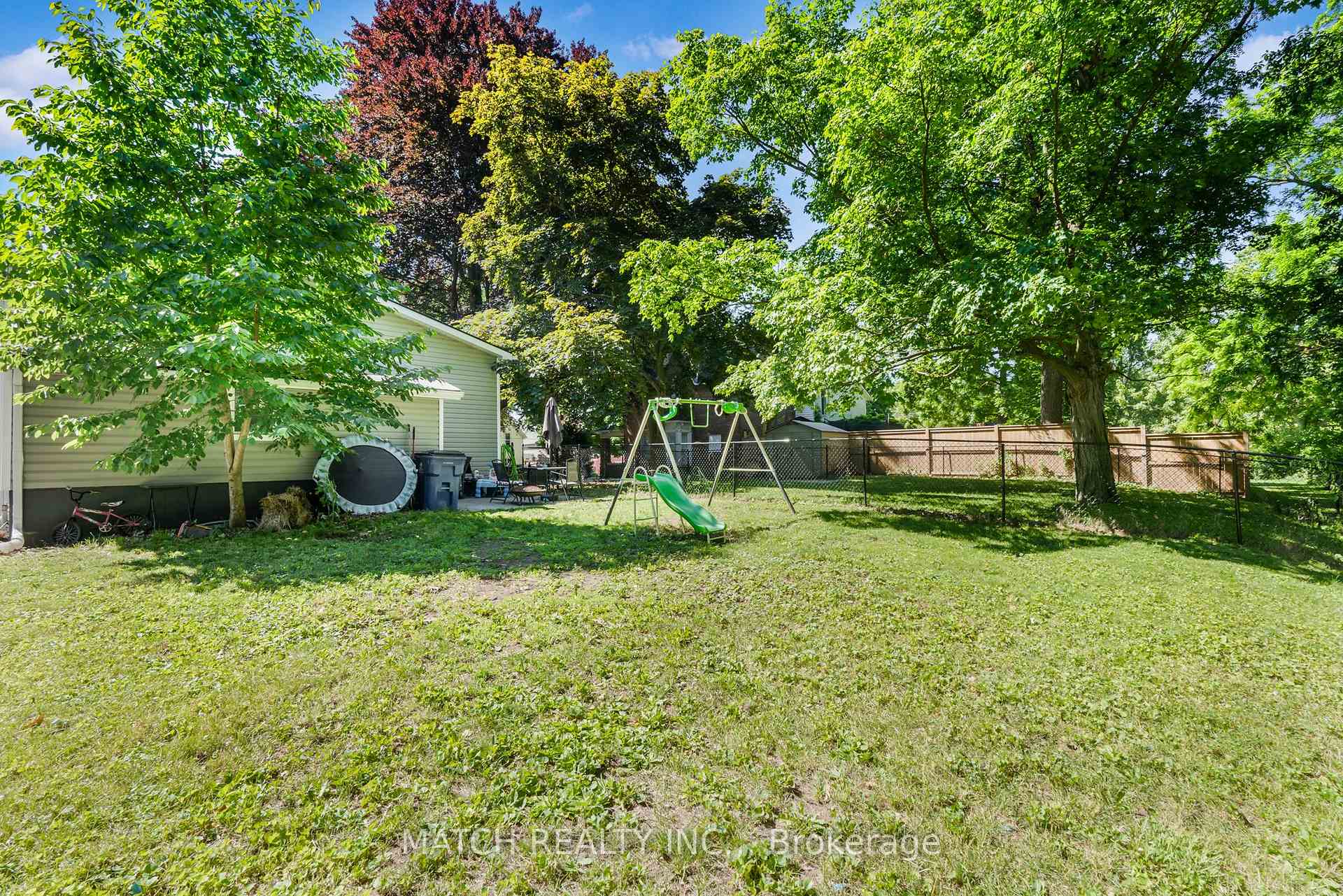 Photo 41 of 5 Tiffany Street, Chatham-Kent — HOMEH