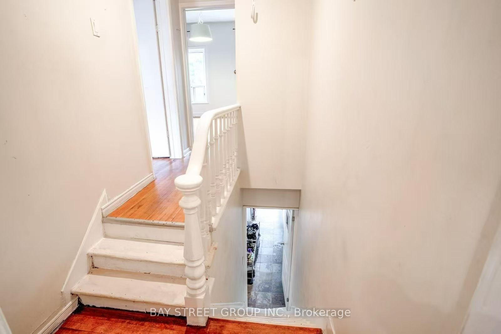 Photo 7 of Unit 2nd Floor, 66 Euclid Avenue, Toronto, Trinity-Bellwoods — HOMEH