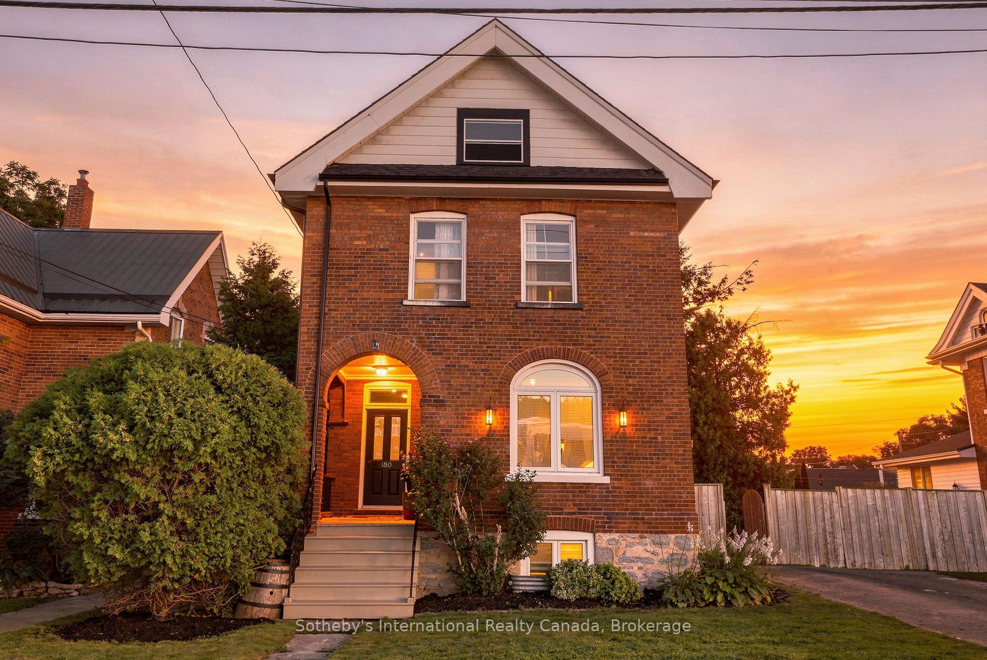 Photo 1 of 180 Second Street, Collingwood — HOMEH