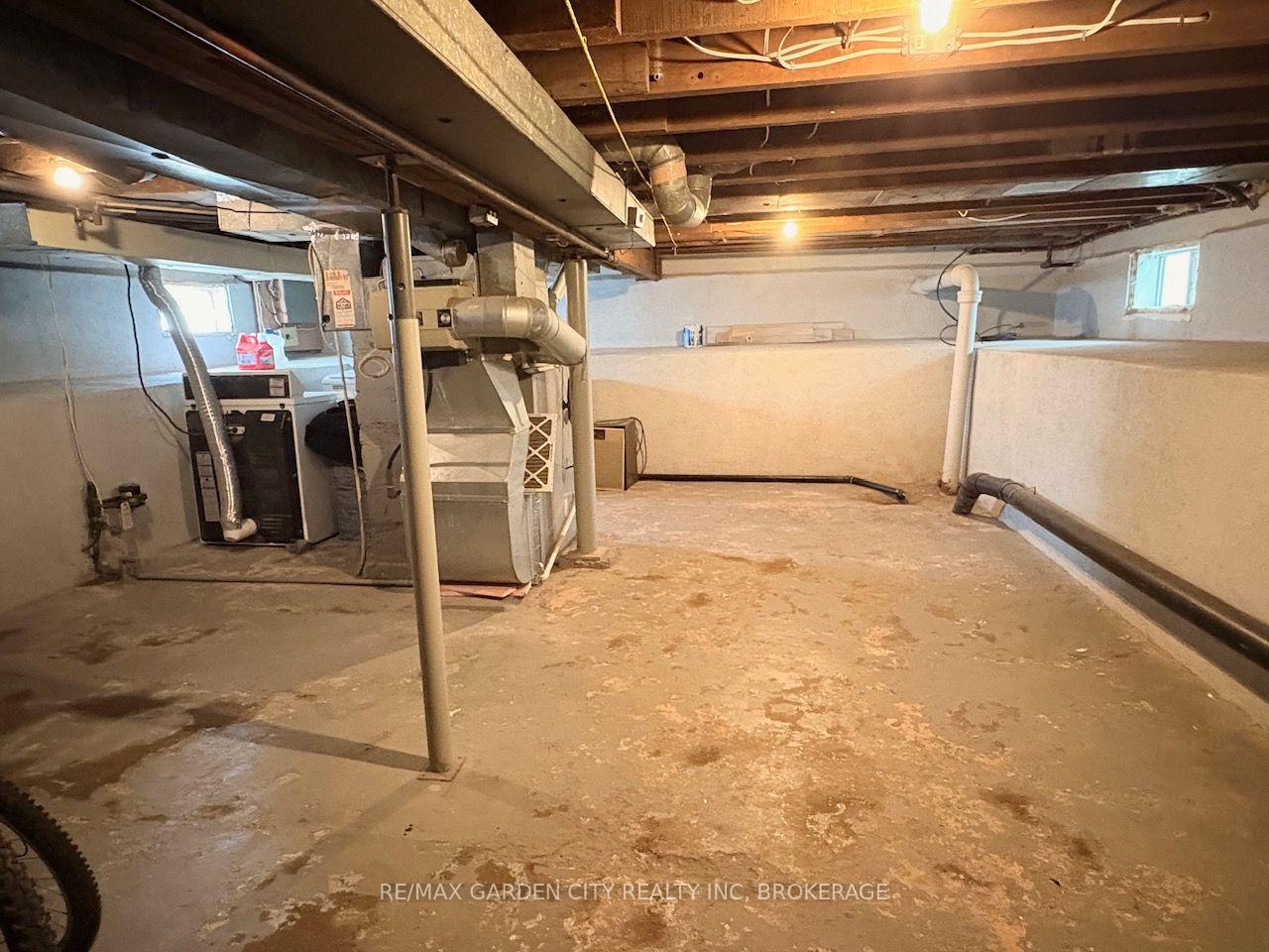 Photo 9 of 6375 Culp Street, Niagara Falls, Dorchester — HOMEH