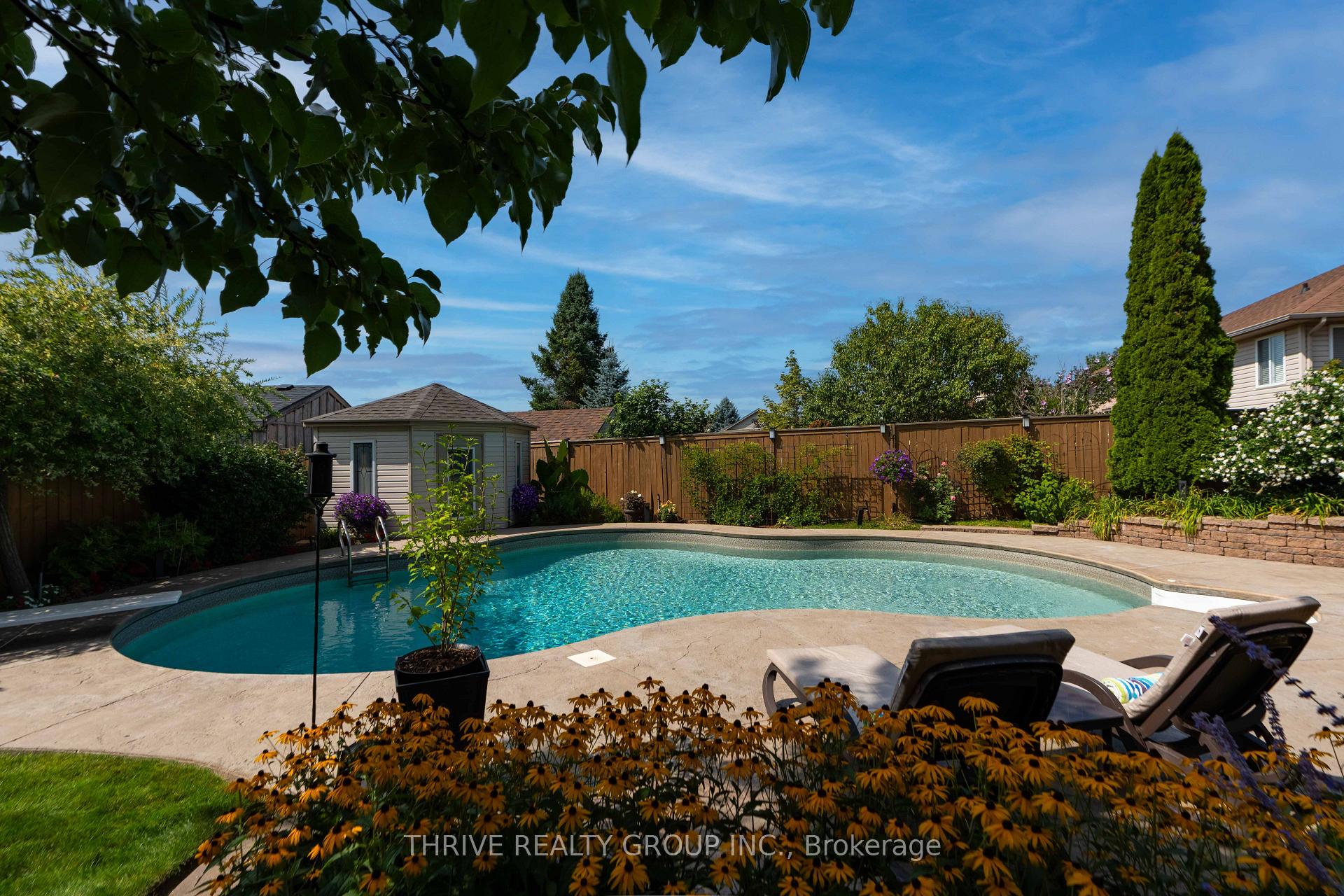 Photo 8 of 175 Forest Grove Crescent, Thames Centre, Dorchester — HOMEH