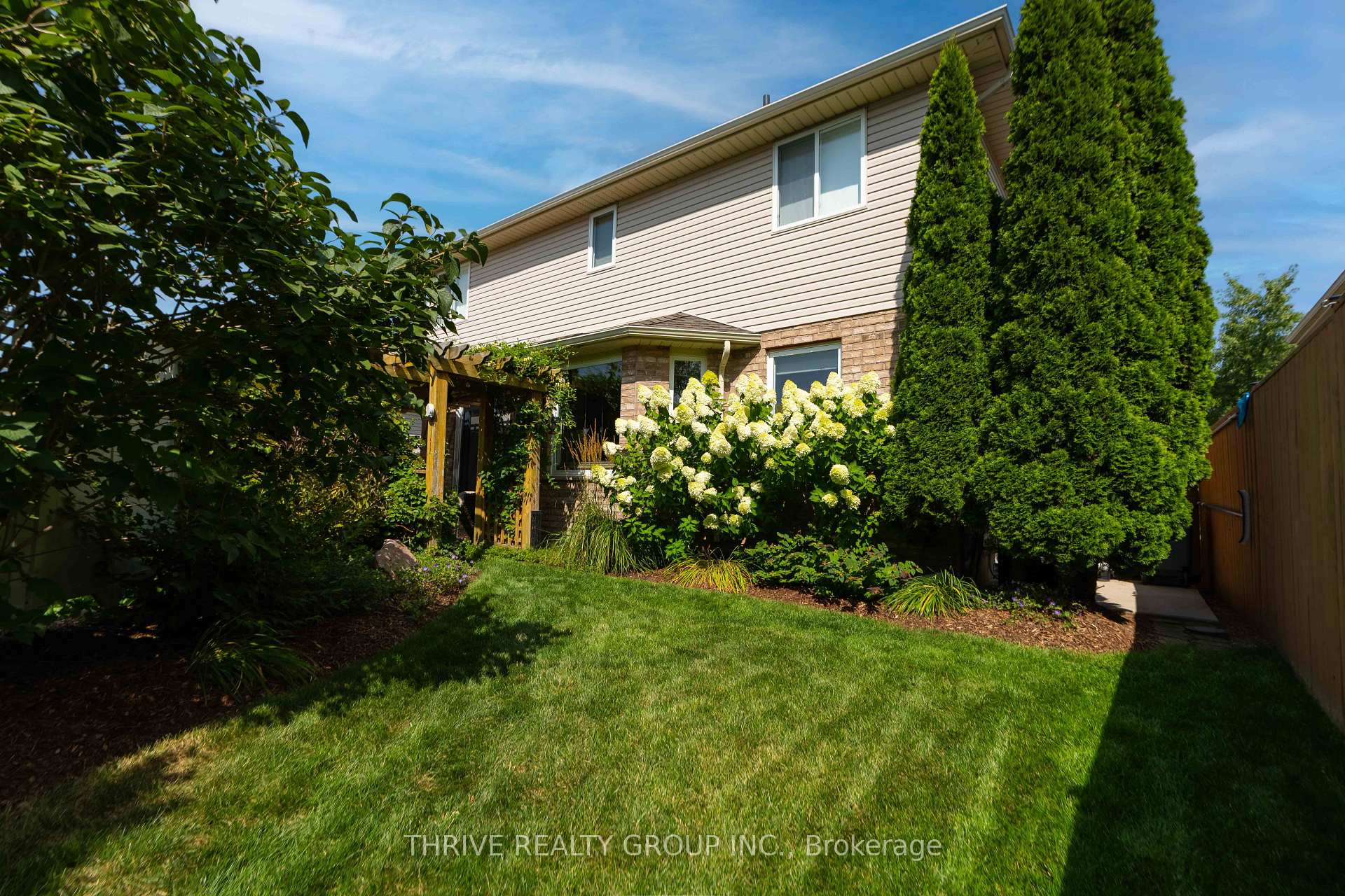 Photo 14 of 175 Forest Grove Crescent, Thames Centre, Dorchester — HOMEH