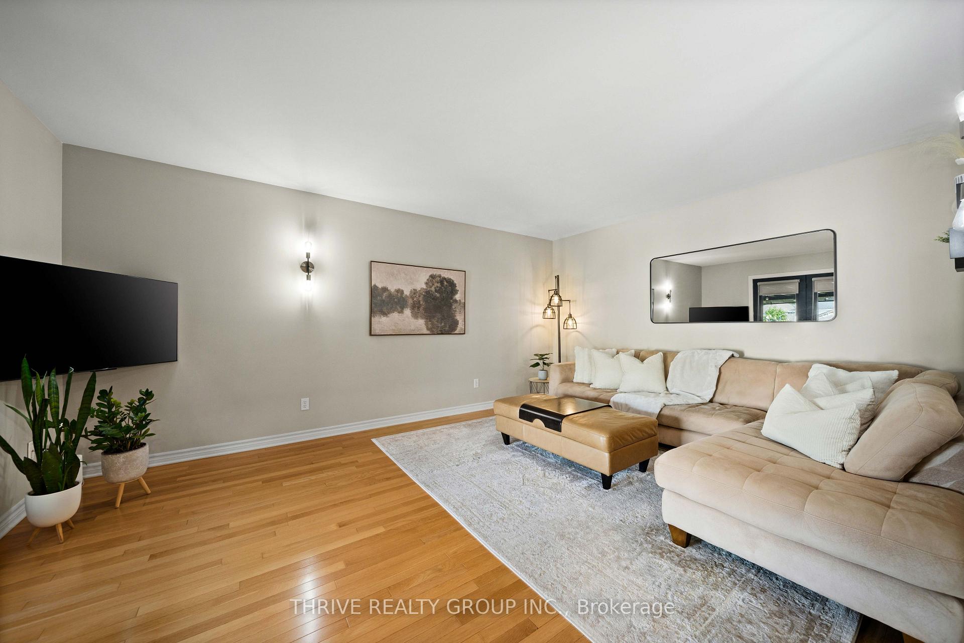 Photo 26 of 175 Forest Grove Crescent, Thames Centre, Dorchester — HOMEH