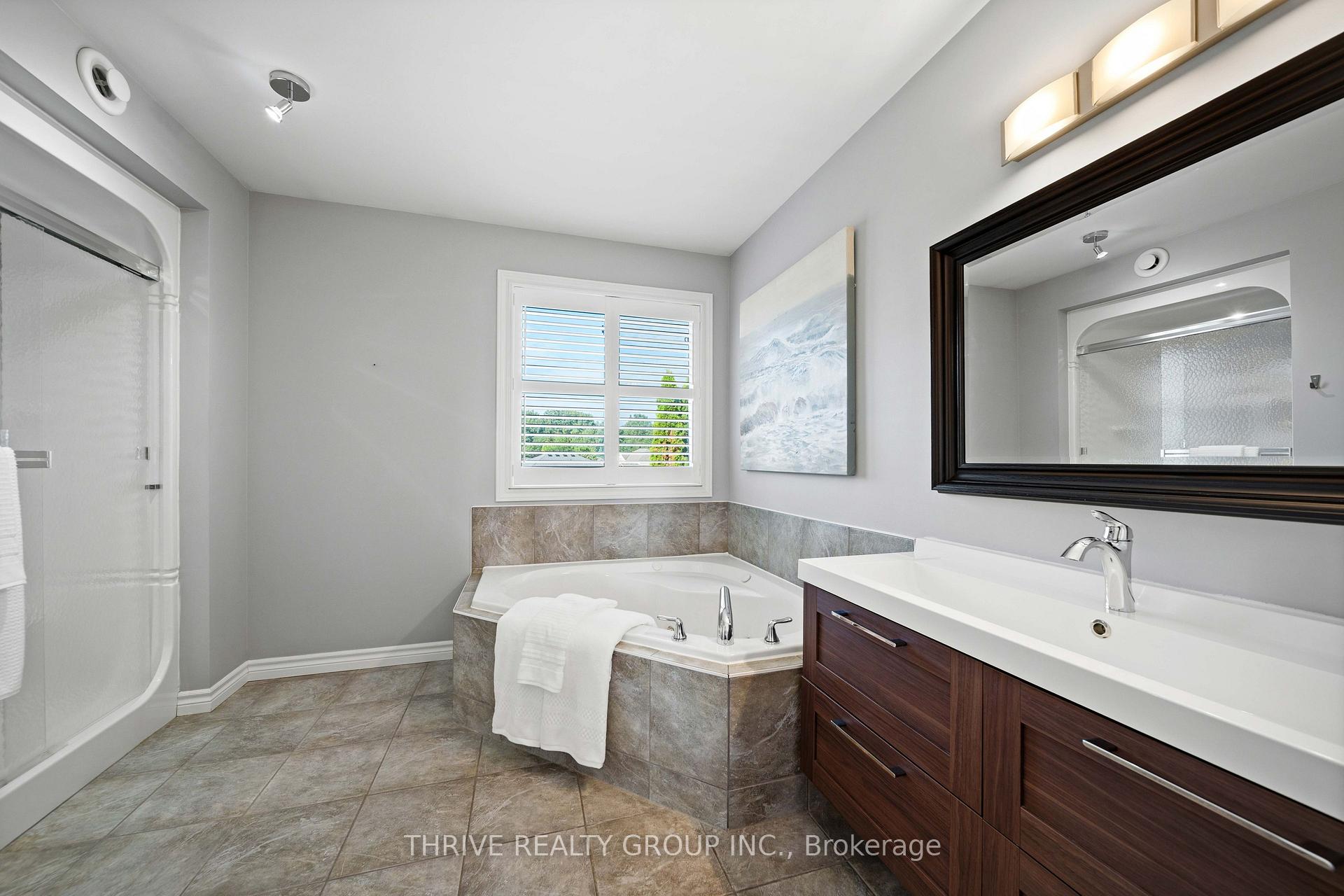 Photo 36 of 175 Forest Grove Crescent, Thames Centre, Dorchester — HOMEH