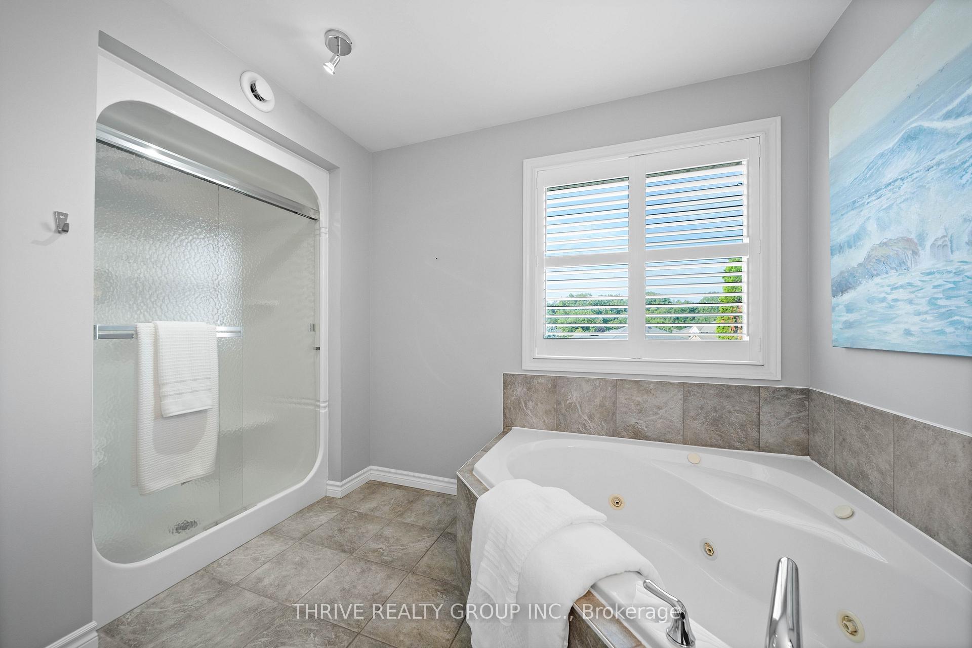Photo 37 of 175 Forest Grove Crescent, Thames Centre, Dorchester — HOMEH
