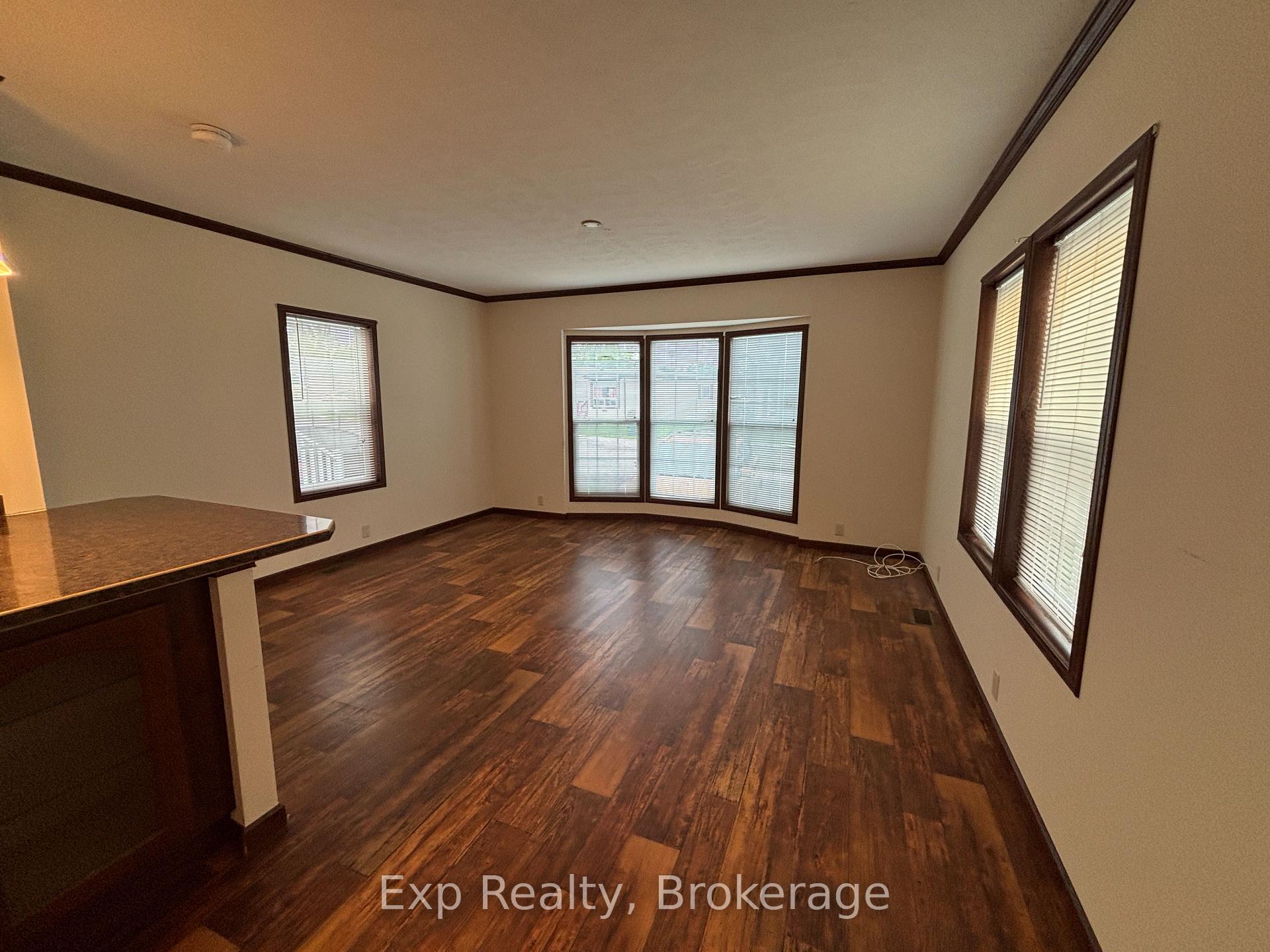 Photo 8 of Unit 11, 311 Dundas Street E, Quinte West, Trenton Ward — HOMEH