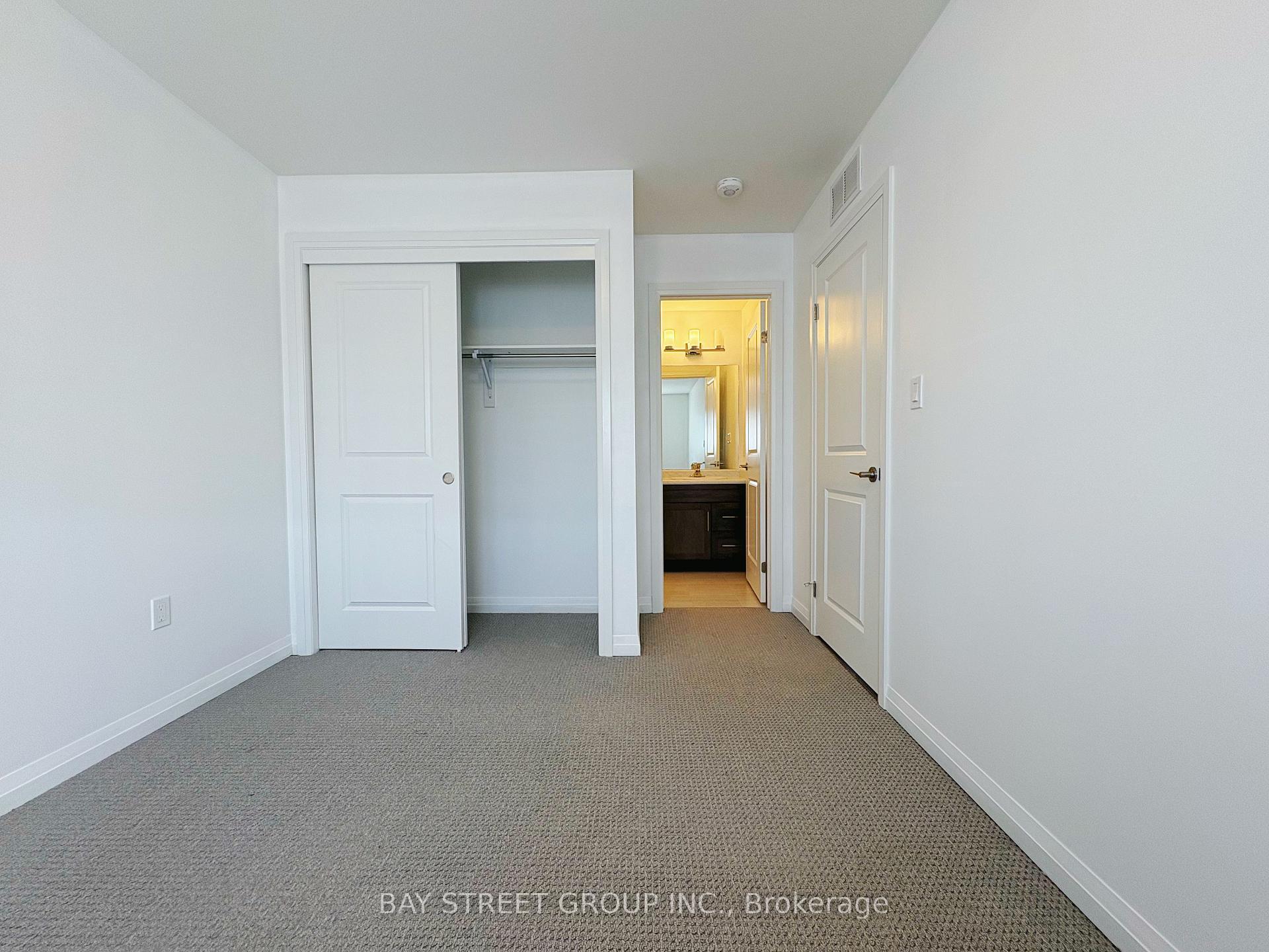 Photo 15 of 7405 Matteo Drive, Niagara Falls, Brown — HOMEH