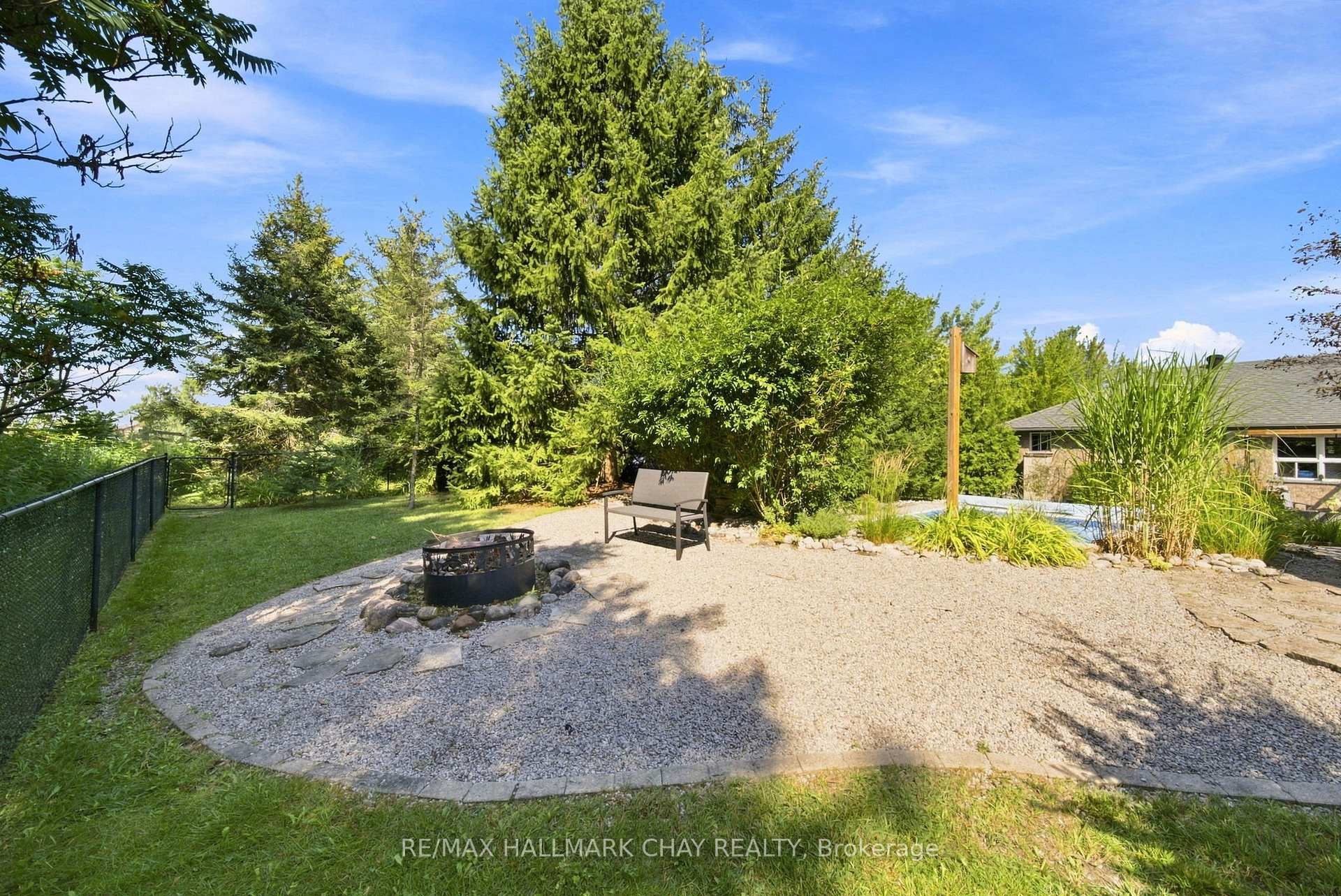 Photo 40 of 19 Eder Trail, Springwater, Snow Valley — HOMEH
