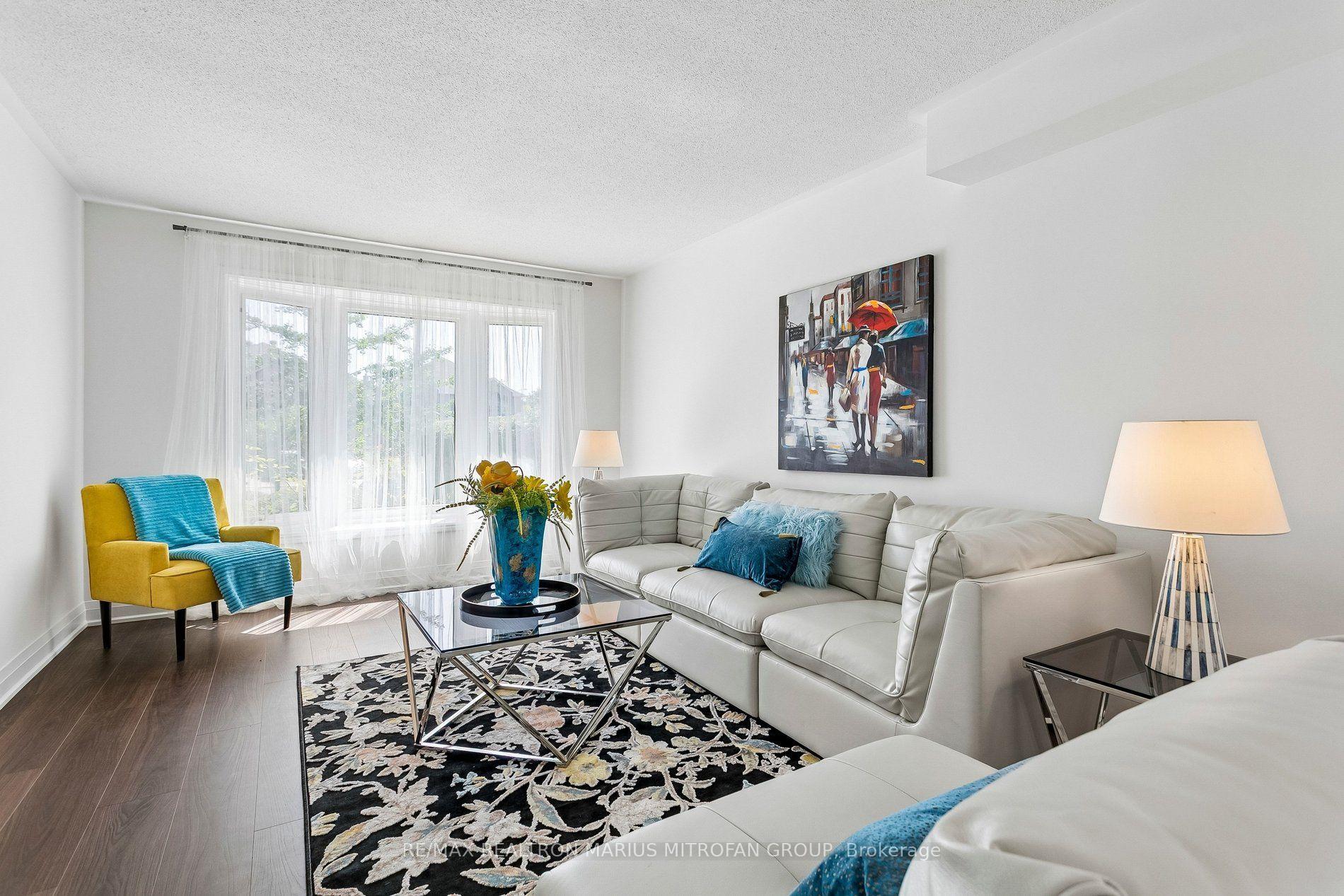 Photo 4 of 1287 Willowbank Trail, Mississauga, Rathwood — HOMEH